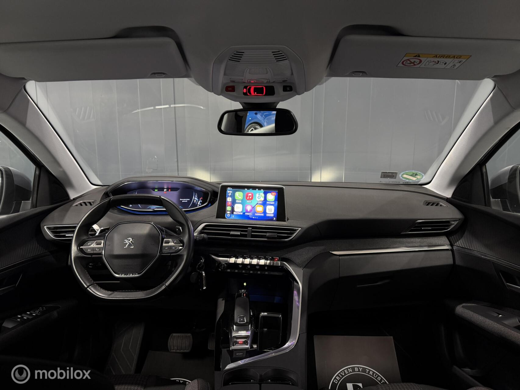 Peugeot 3008 1.2 PureTech Active|Automaat|CarPlay|Camera|Trekhaak|NAP
