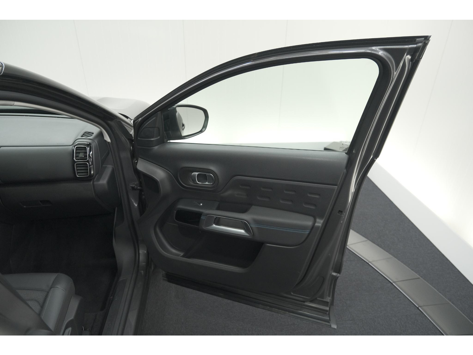 Citroen C5 Aircross 1.2 Hybrid 136 Max | Camera | Navigatie | Parkeersensoren | Apple Carplay