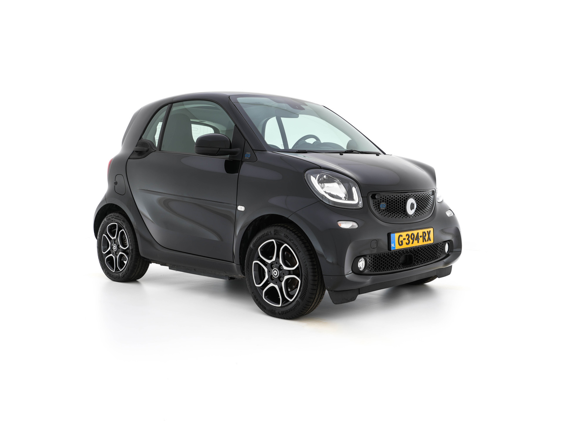 Smart fortwo EQ Business Solution 18 kWh [ 3-Fase ] ( SOH-93%) Aut. *PANO | LEATHER | NAVI-FULLMAP | CAMERA | HEATED-COMFORTSEATS | AIRCO | CRUISE | AMBIENT-LIGHT | 15''ALU*
