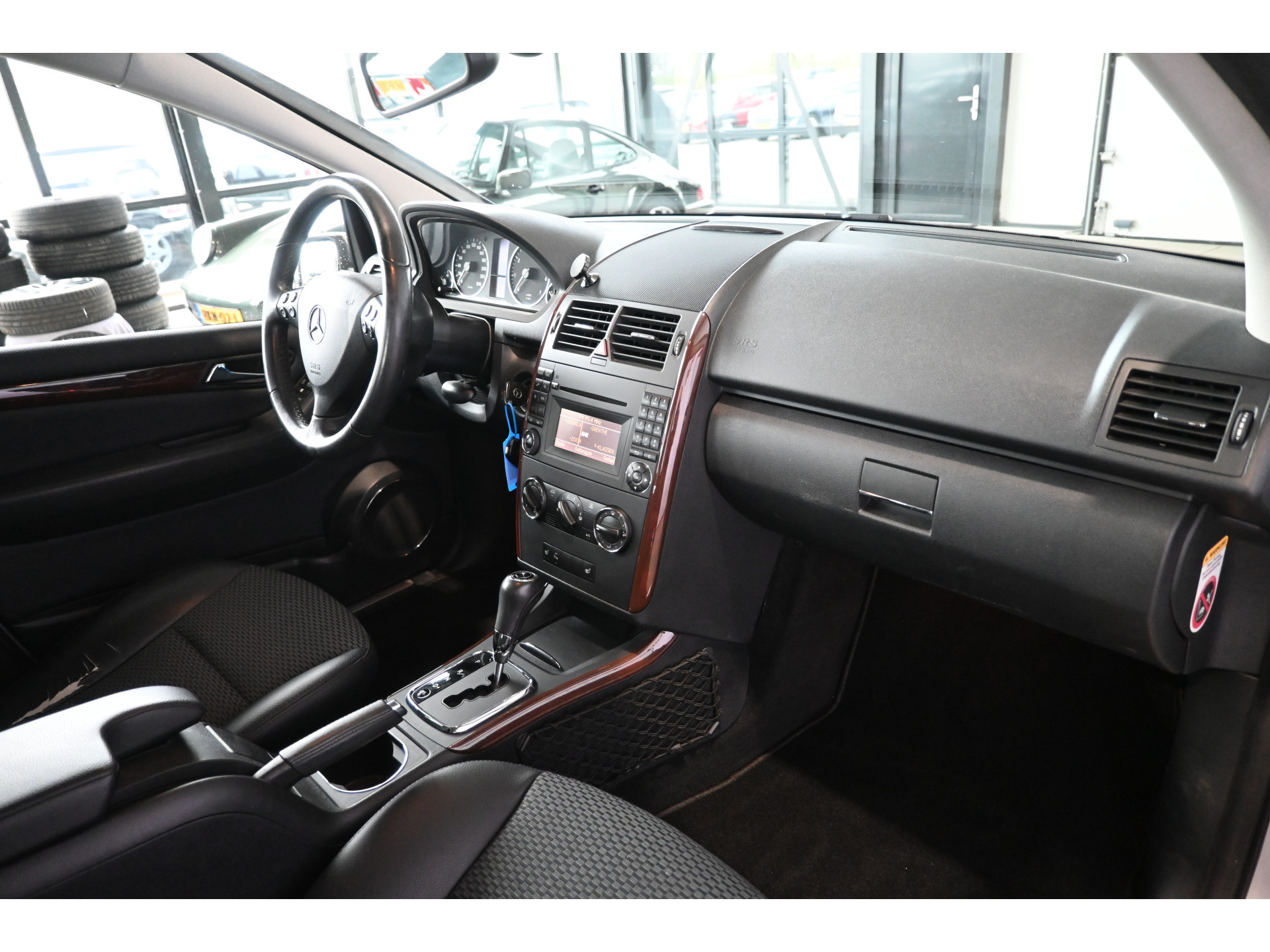 Mercedes-Benz A-klasse 180 Business Class Automaat Airco Trekhaak Rijklaarprijs Inruil Mogelijk!