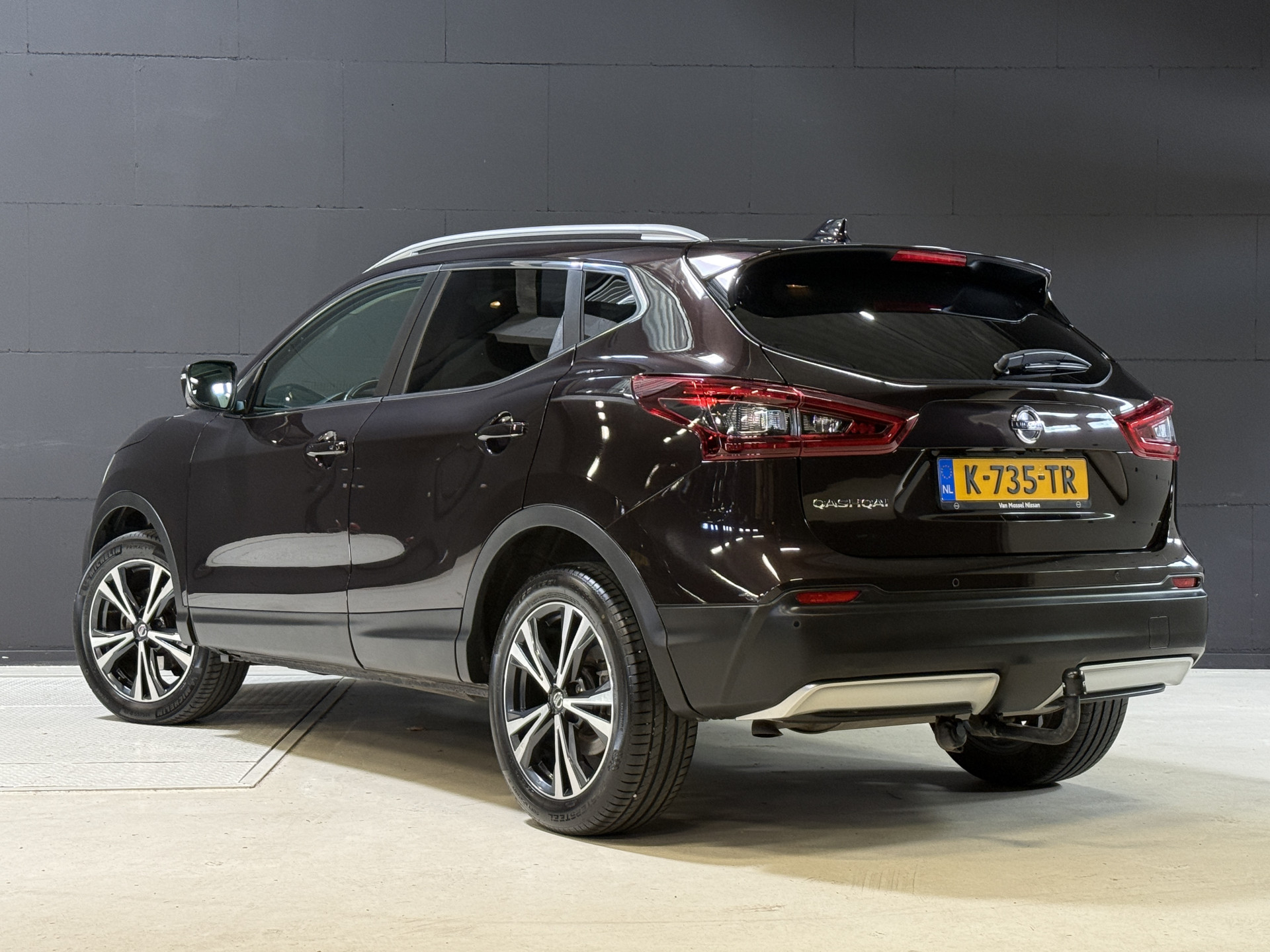 Nissan Qashqai 1.3 DIG-T Design Edition | Panoramadak | Trekhaak | 360 Camera