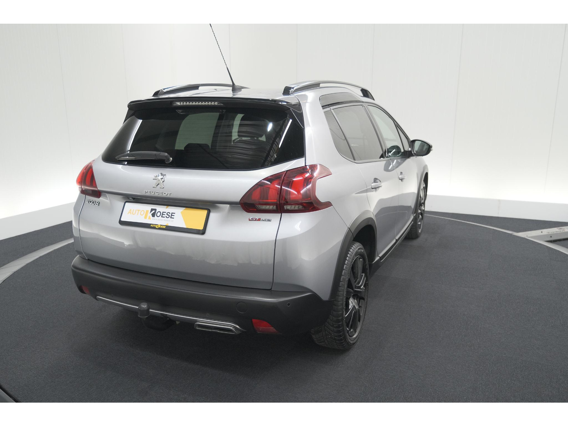 Peugeot 2008 PureTech 110 EAT6 GT | Trekhaak | Camera | Panoramadak | Apple Carplay