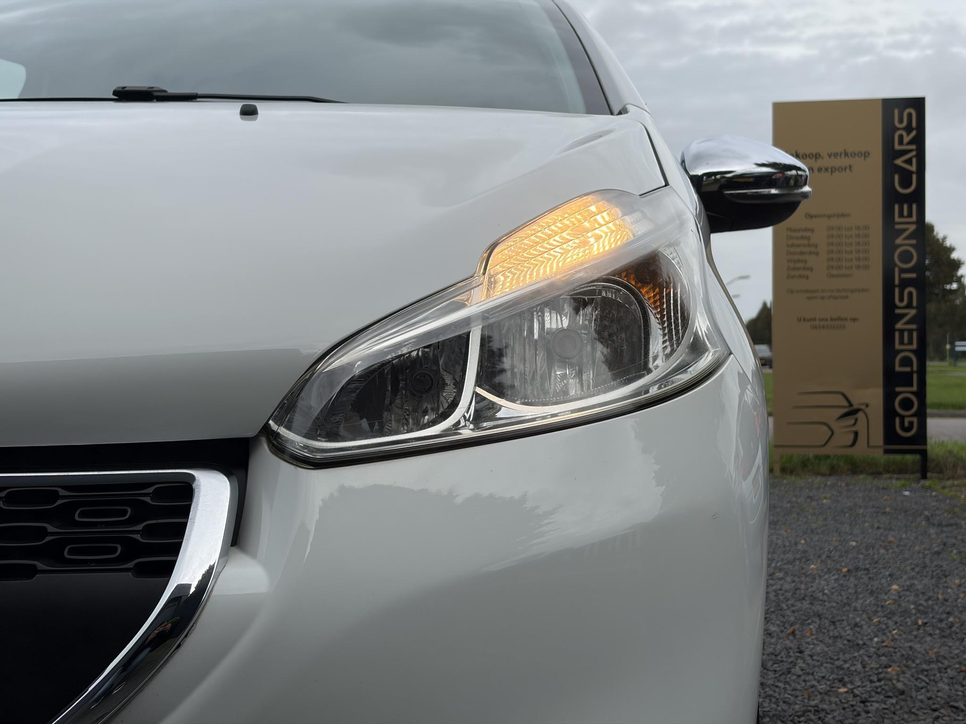 Peugeot 208 1.2 VTi Urban Soul ✓1e Eigenaar✓Trekhaak✓Navi✓Airco✓Cruise✓Pdc✓Lm velgen✓5 Deurs✓Zeer Zuinig✓N.A.P✓Apk tot 03-2027