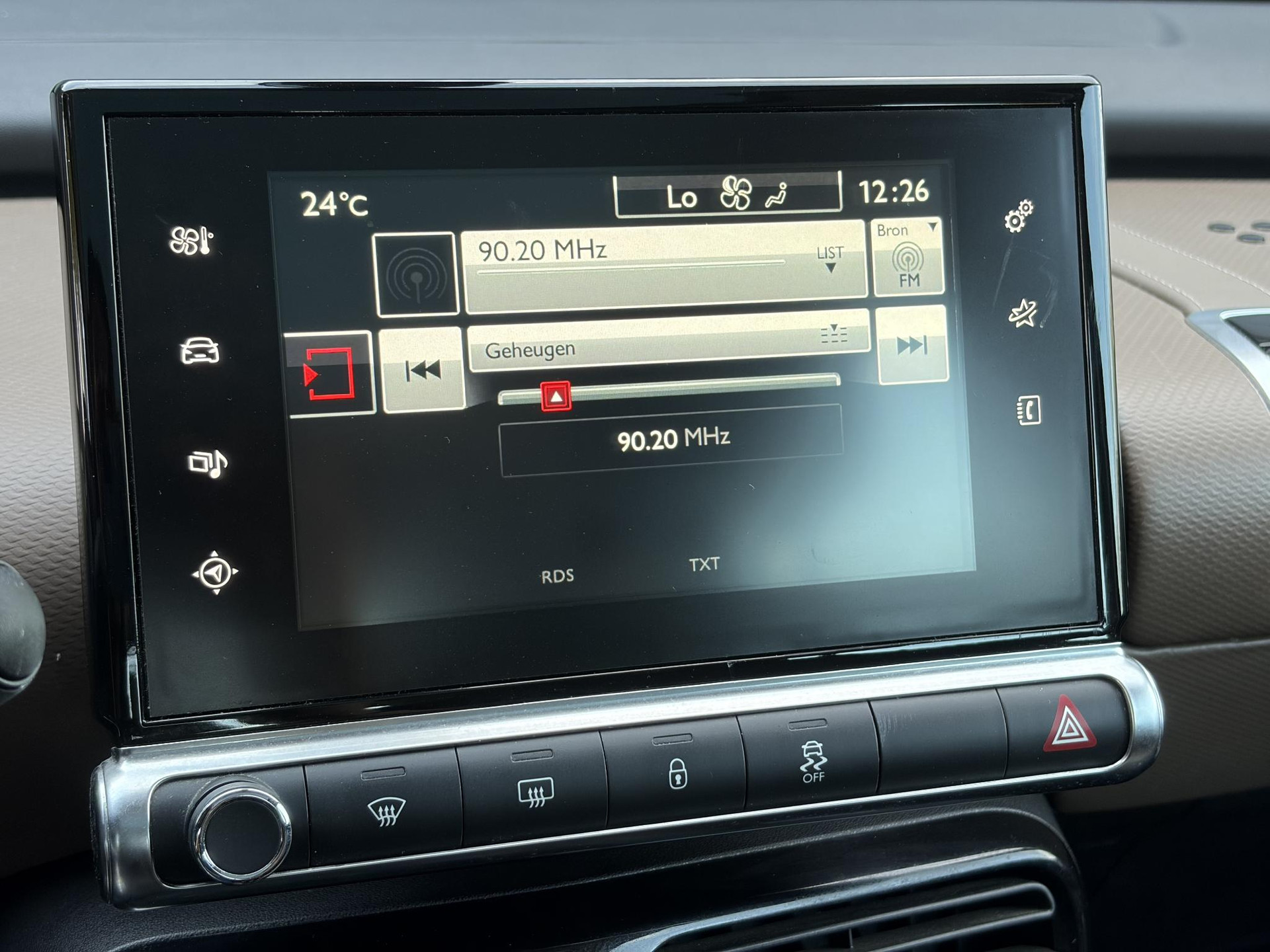 Citroen C4 Cactus 1.2 PureTech Business ✓D-riem vv in 2026✓Pano✓Camera✓Carplay✓110pk✓Stoelverw✓Navi✓Clima✓Cruise✓Pdc✓Halfleder✓N.A.P✓Apk tot 02-2027