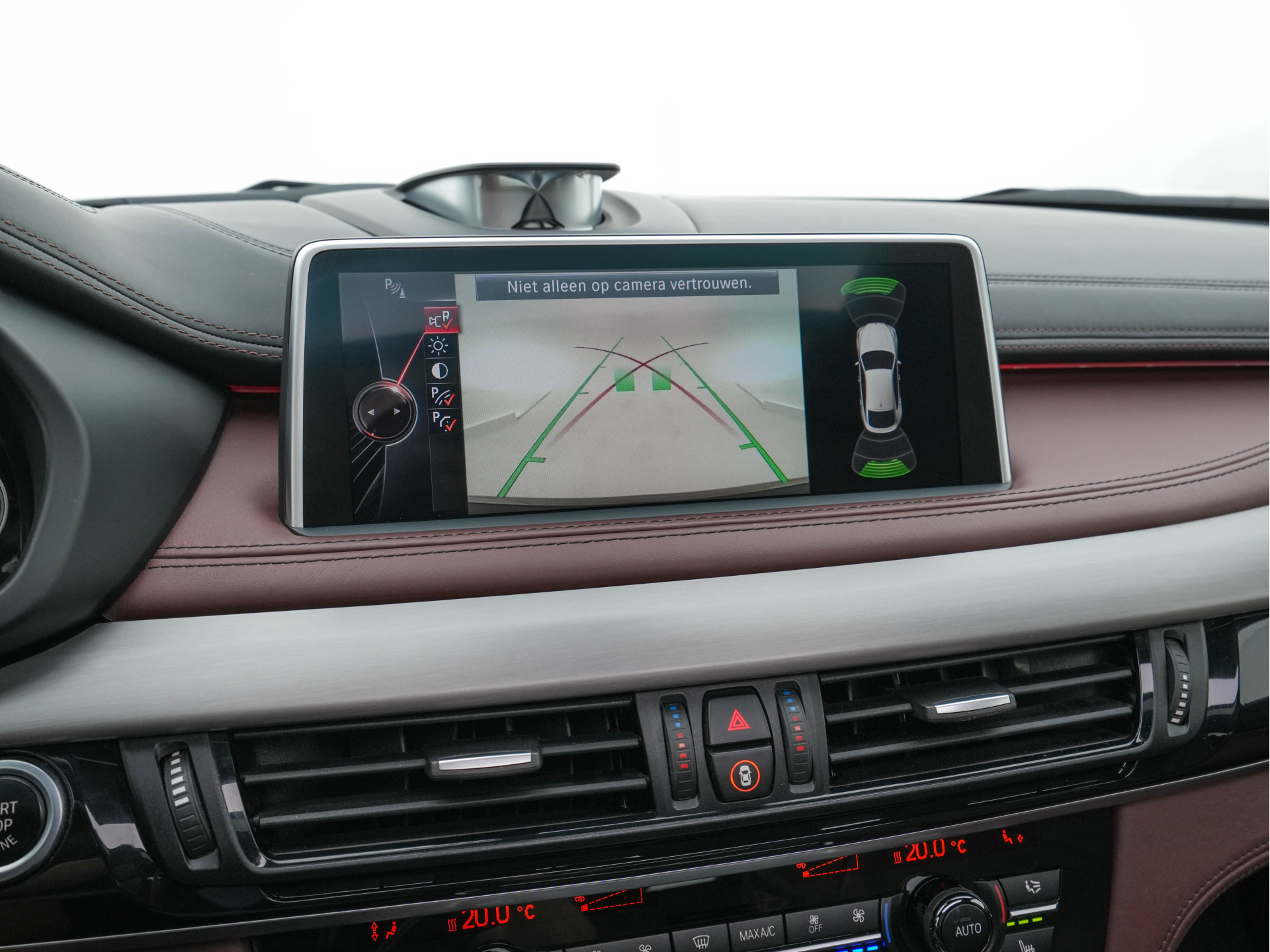 BMW X6 xDrive40d M-Sportpack High Executive Aut. *PANO | LUXURY-LEATHER | BANG/OLUFSEN-SURROUND | HEAD-UP | SOFT-CLOSE | FULL-LED | MEMORY-PACK | DIGI-COCKPIT | KEYLESS | CAMERA | NAVI-FULLMAP | HEATED-SPORTSEATS | 21"ALU*