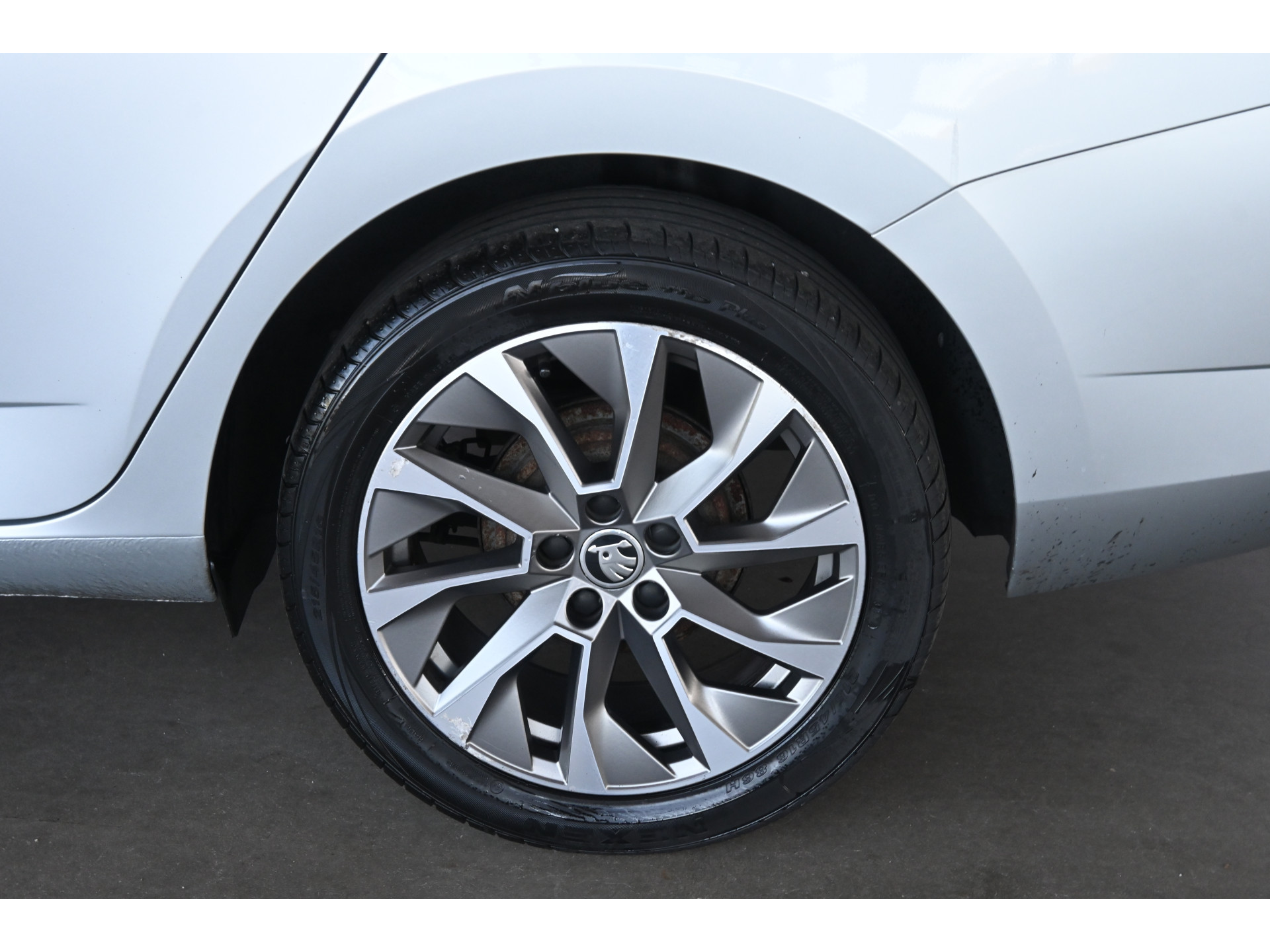 ŠKODA Fabia Combi 1.0 TSI Business Edition Airco Navigatie LED Cruise Control 1e Eigenaar Rijklaarprijs! Inruil Mogelijk!