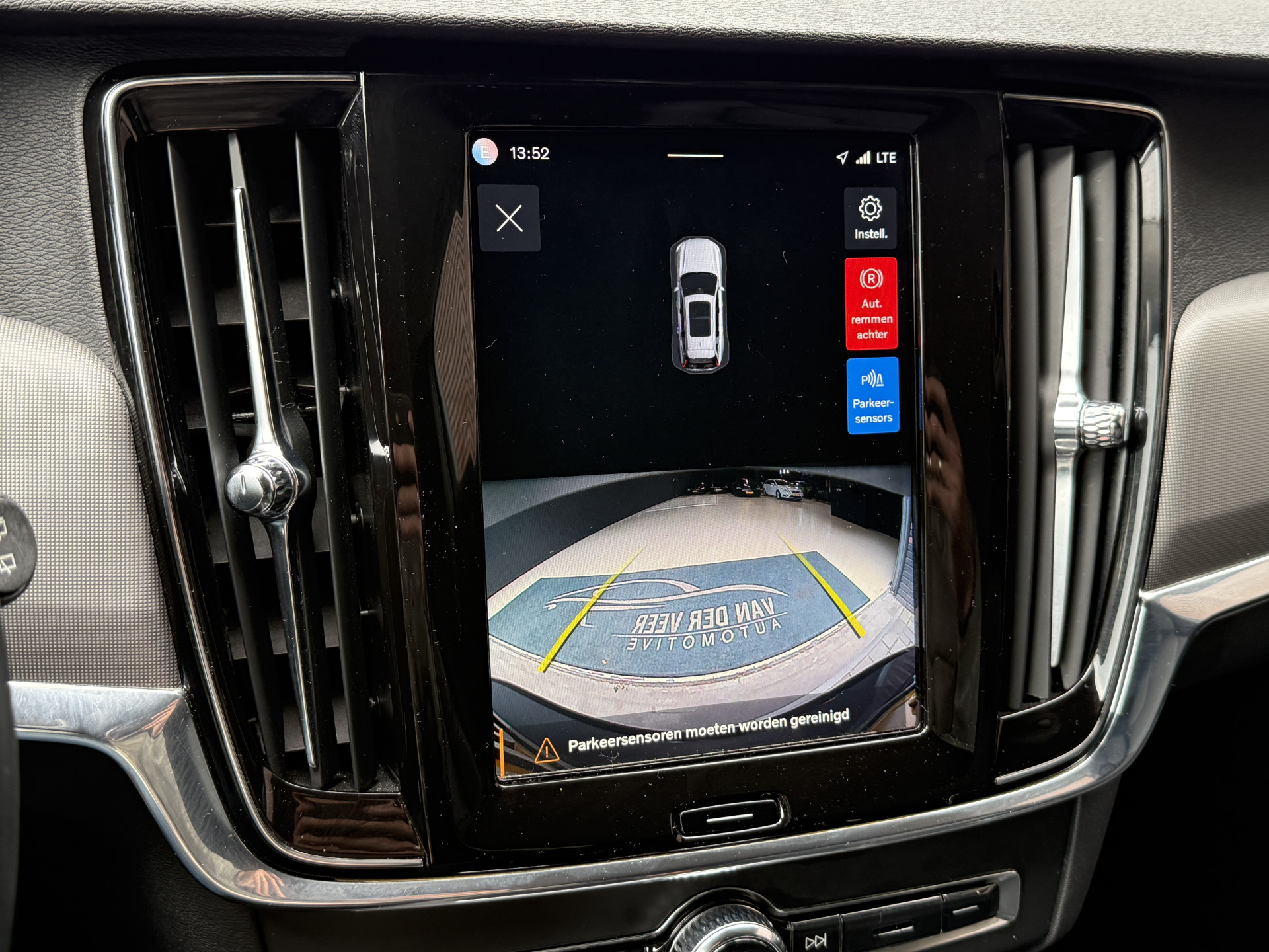 Volvo V90 2.0 B4 Momentum Business | Keyless | Trekhaak | Apple Carplay