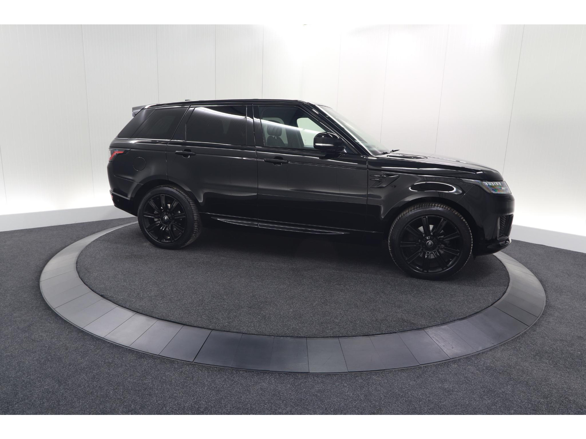Land Rover Range Rover Sport 3.0 SDV6 HSE Dynamic 3500kg trekgewicht - BTW - Zwart/Zwart