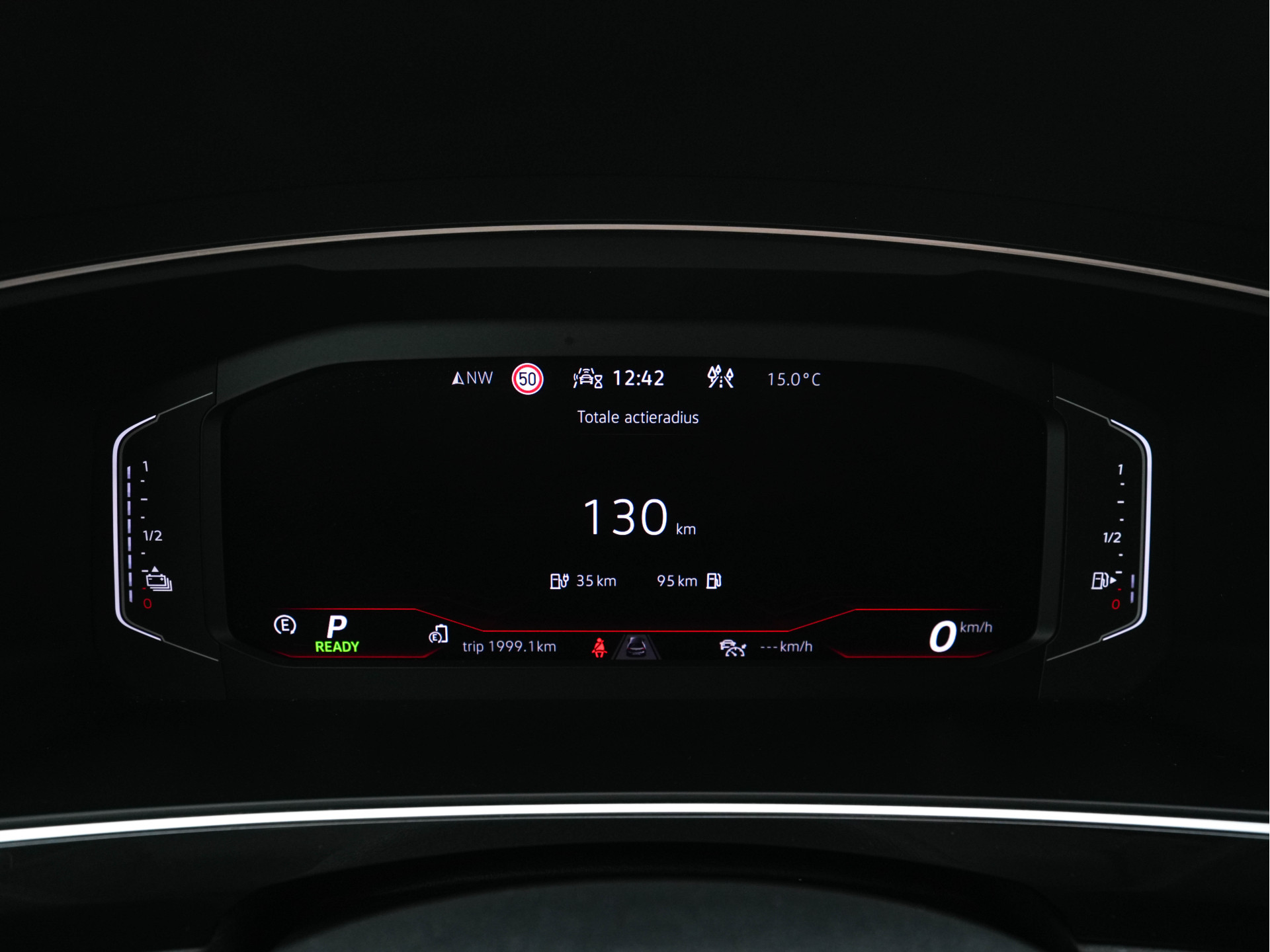 Volkswagen Tiguan 1.4 TSI R-Line Business+ (Plug-in) (INCL-BTW) Aut. *PANO | FULL-LED | ADAPTIVE-CRUISE | DIGI-COCKPIT | HEATED-COMFORTSEATS | NAV-FULLMAP | DAB+ | TOWBAR | PRIVACY-GLASS | ECC | PDC | 19''ALU