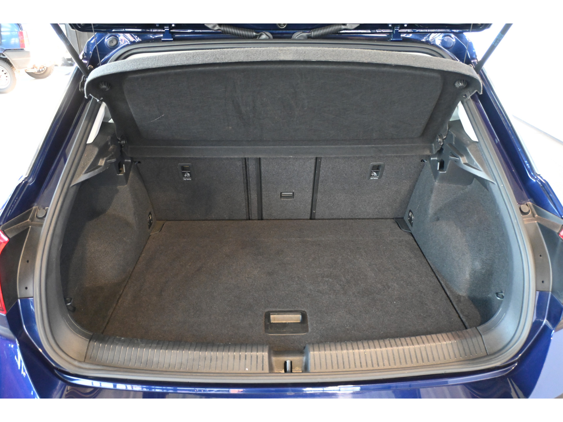 Volkswagen T-Roc 1.0 TSI Style Clima Adaptieve cruise Navigatie PDC Licht metaal Inruil mogelijk