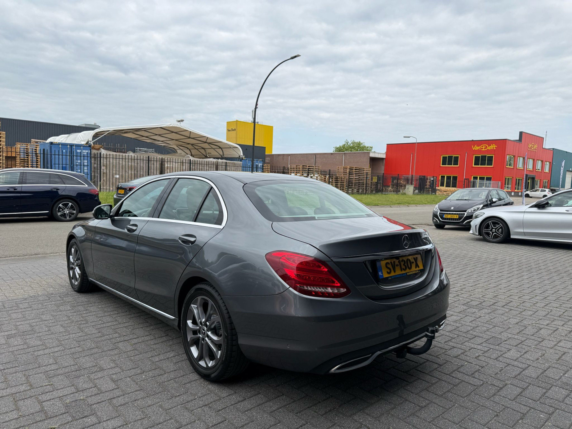Mercedes-Benz C-klasse 180 CDI Business Solution |1E EIGENAAR | 3/6/12MND GARANTIE | LED | CRUISE | BLUETOOTH | NAVI | TREKHAAK |
