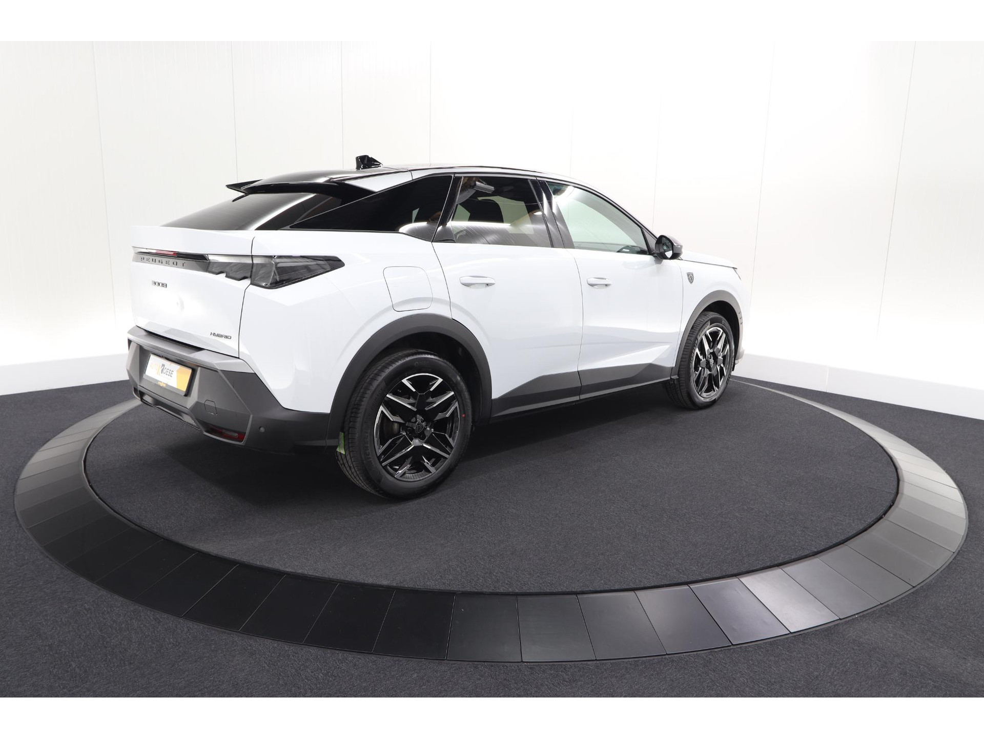 Peugeot 3008 1.2 Hybrid 145 GT | Camera | Adaptieve Cruise Control | Elektrische Kofferklep | Stuurwielverwarming