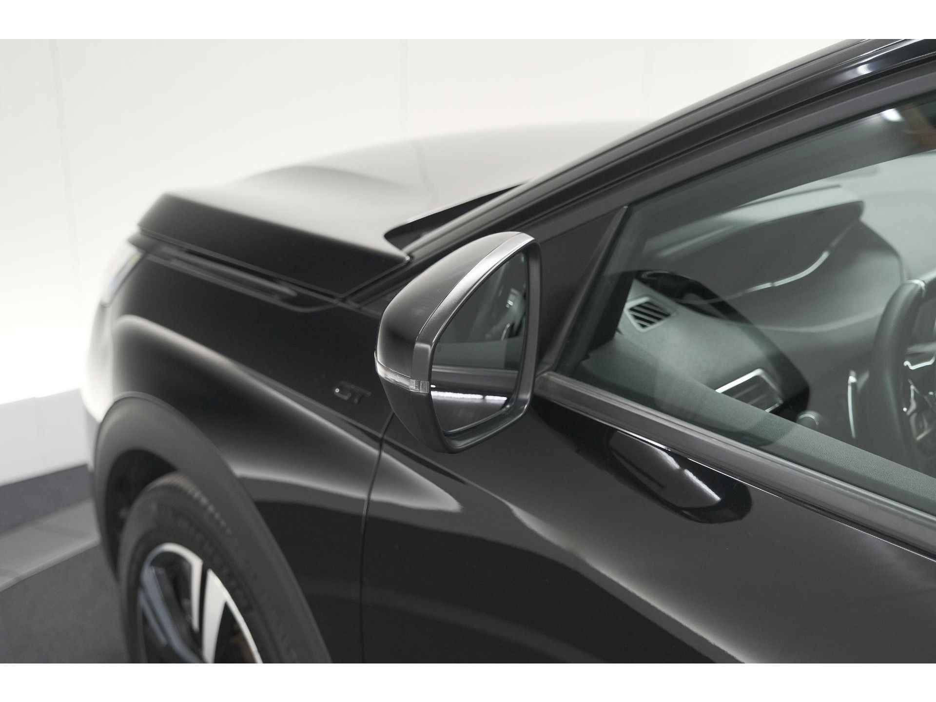 Peugeot 3008 PureTech 130 EAT8 GT Black Pack | Camera | Adaptieve Cruise Control | Elektronische Kofferklep | Apple Carplay