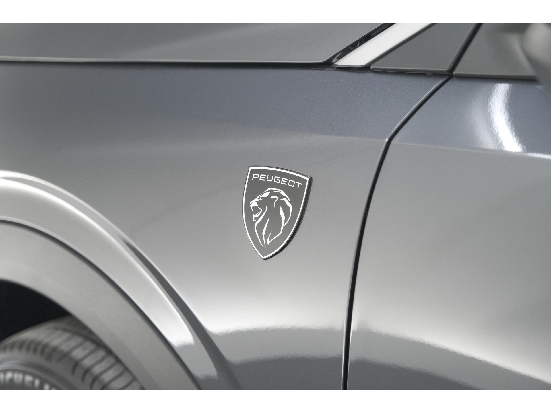 Peugeot 5008 HYbrid 145 e-DCS6 GT | Panoramadak | Camera | Elektrische Achterklep | Adaptieve Cruise Control