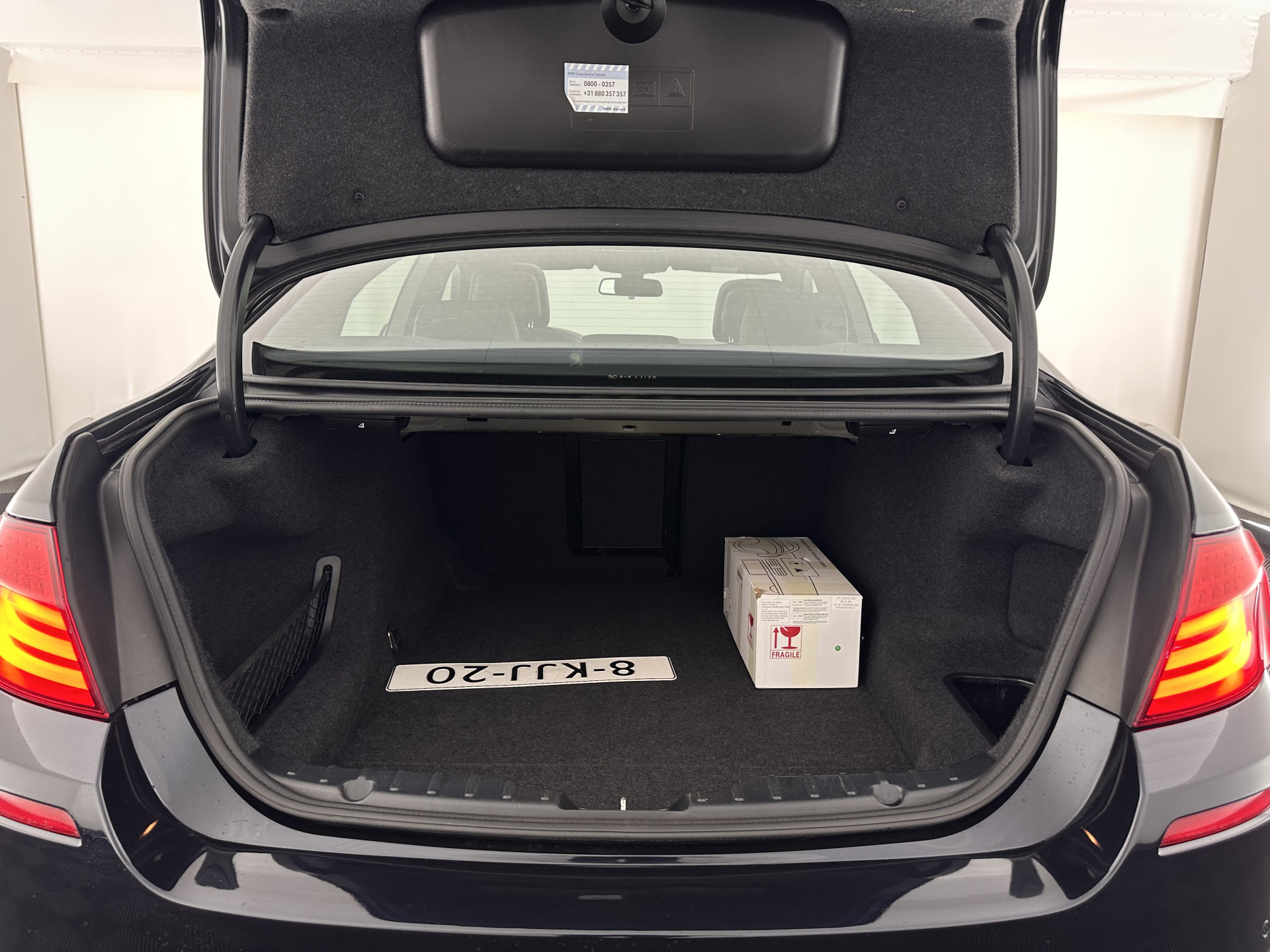 BMW 5-serie 520i M-Sportpack High Executive Aut. *PANO | LEATHER | XENON | HARMAN/KARDON | HEATED-SPORTSEATS | NAVI-FULLMAP | PRIVACY-GLASS | SHIFTPADDLES | ECC | PDC | CRUISE | 18''ALU*