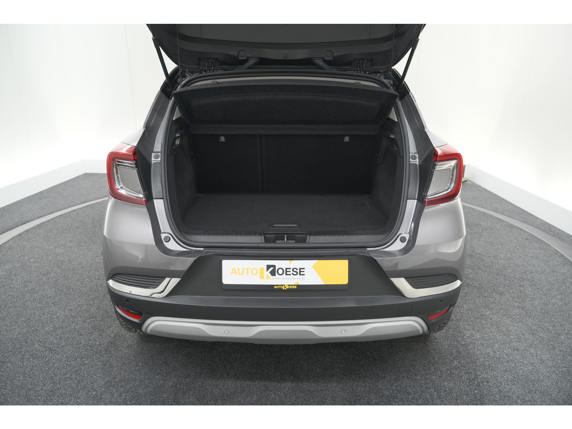 Renault Captur Mild Hybrid 140 EDC Techno | Camera | 9.3 Inch Scherm | Apple Carplay | Parkeersensoren | Allseason Banden | Stoelverwarming