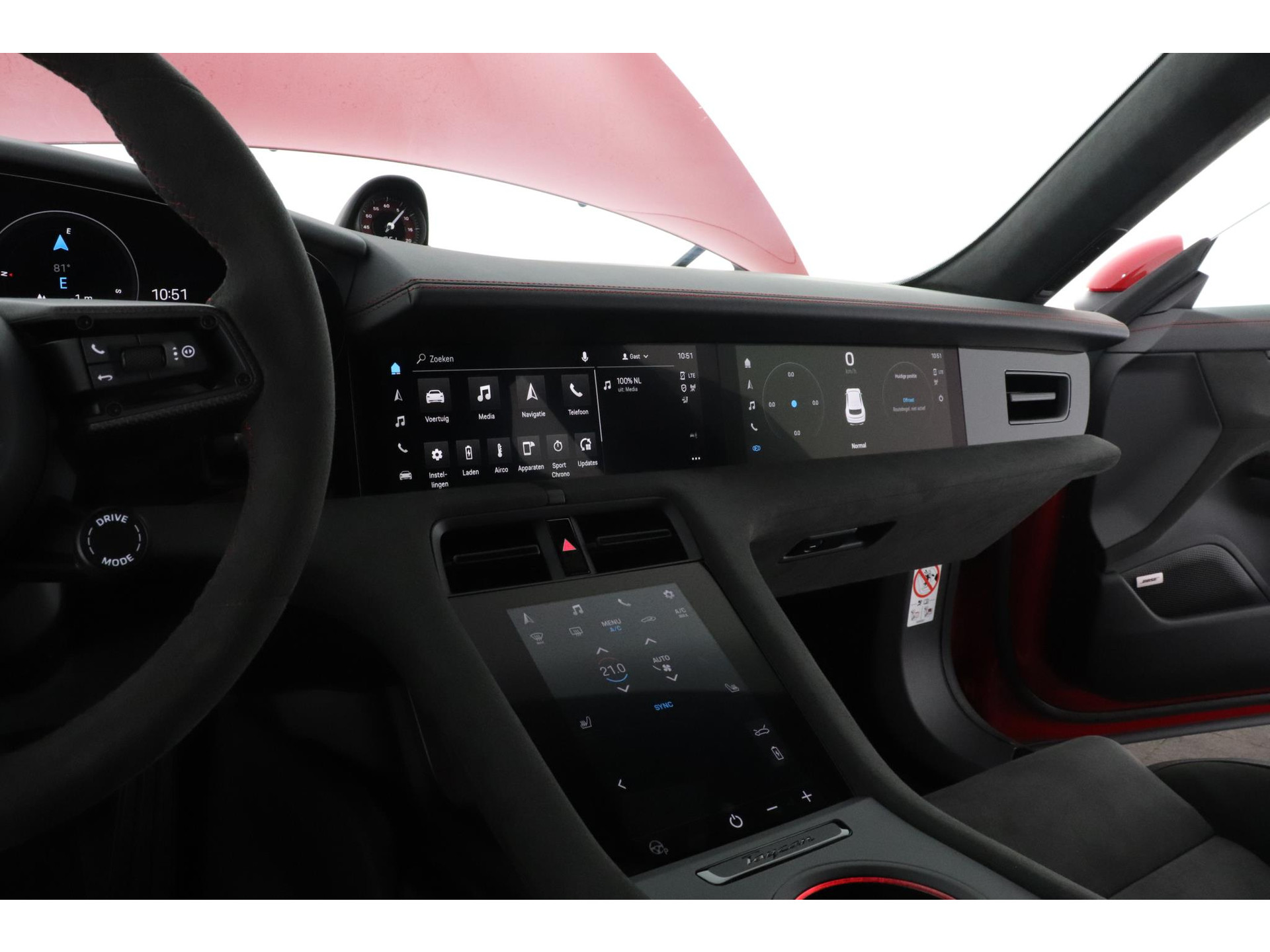 Porsche Taycan Sport Turismo GTS | 93 kWh Accu Plus | Surround View | InnoDrive | Sport Chrono Pakket | Panoramadak