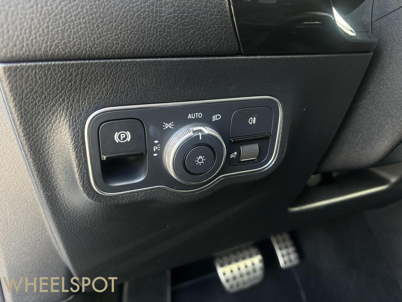 Mercedes GLA-klasse 250 e AMG|Pano|Sfeer|CarPlay|Stoelverwar
