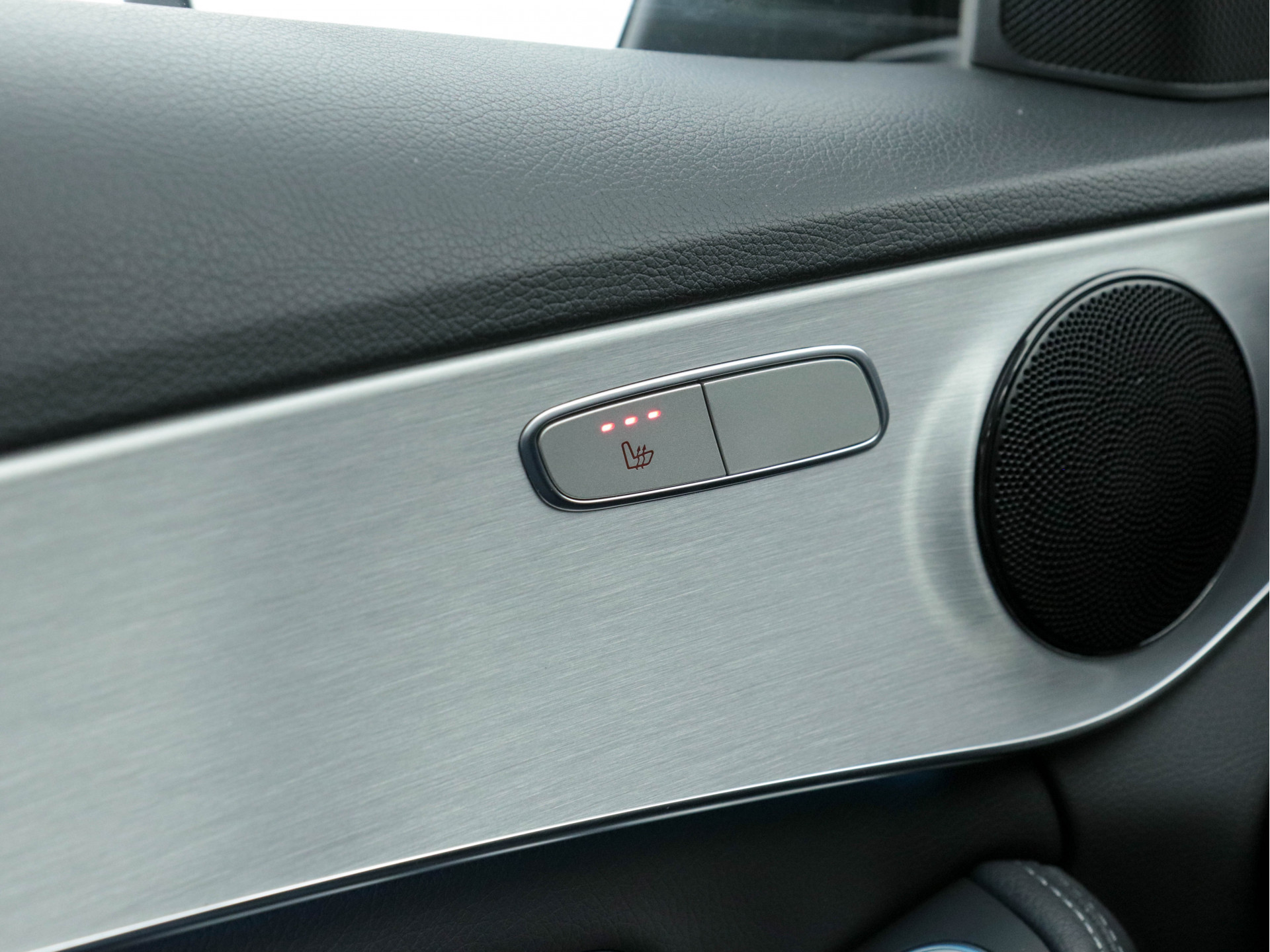 Mercedes-Benz C-klasse Estate 350 e Avantgarde (HYBRID ACCU DEFECT) (INCL-BTW ) Aut *NAVI-FULLMAP | FULL-LED | LEATHER-FABRIC | CAMERA | AIRMATIC | ECC | PDC | CRUISE | HEATED-SPORTSEATS | SHIFT-PADDLES |  17"ALU*