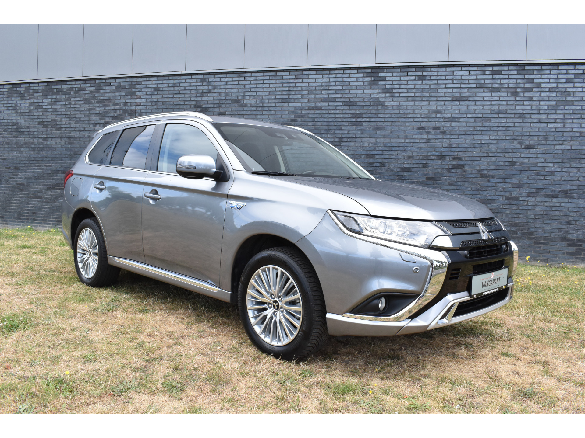 Mitsubishi Outlander 2.4 PHEV Instyle Plugin-hybride
