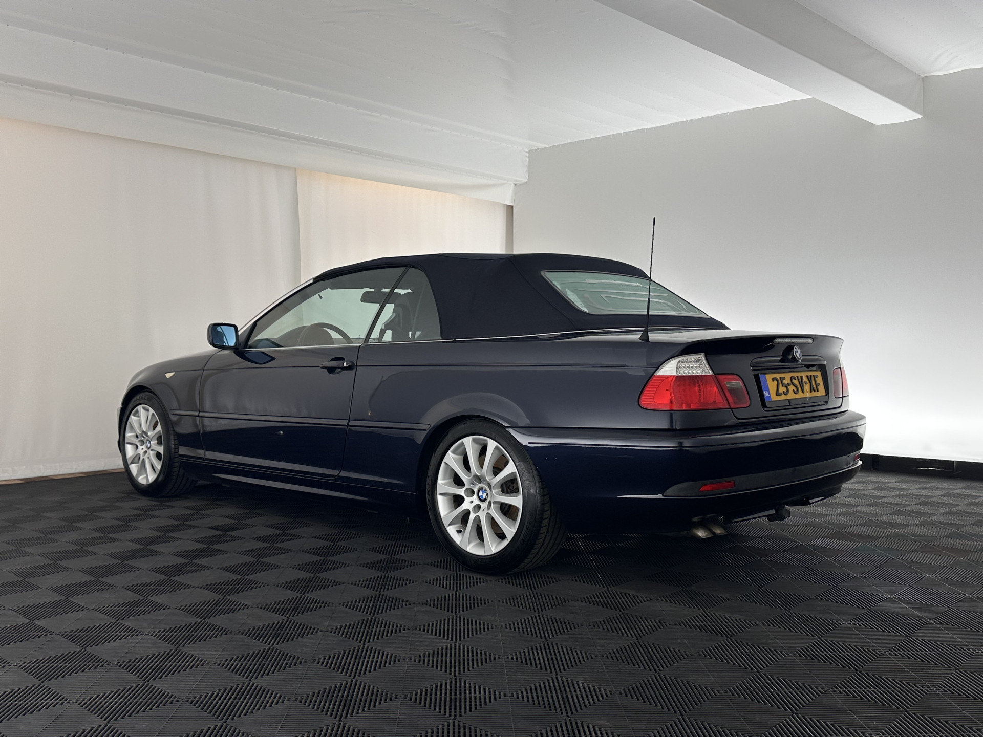 BMW 3-serie Cabrio 330Cd #car smokes excessively*LEATHER | XENON | MEMORY-PACK | SPORT-SEATS | ECC | CRUISE | 17''ALU | TOWBAR*
