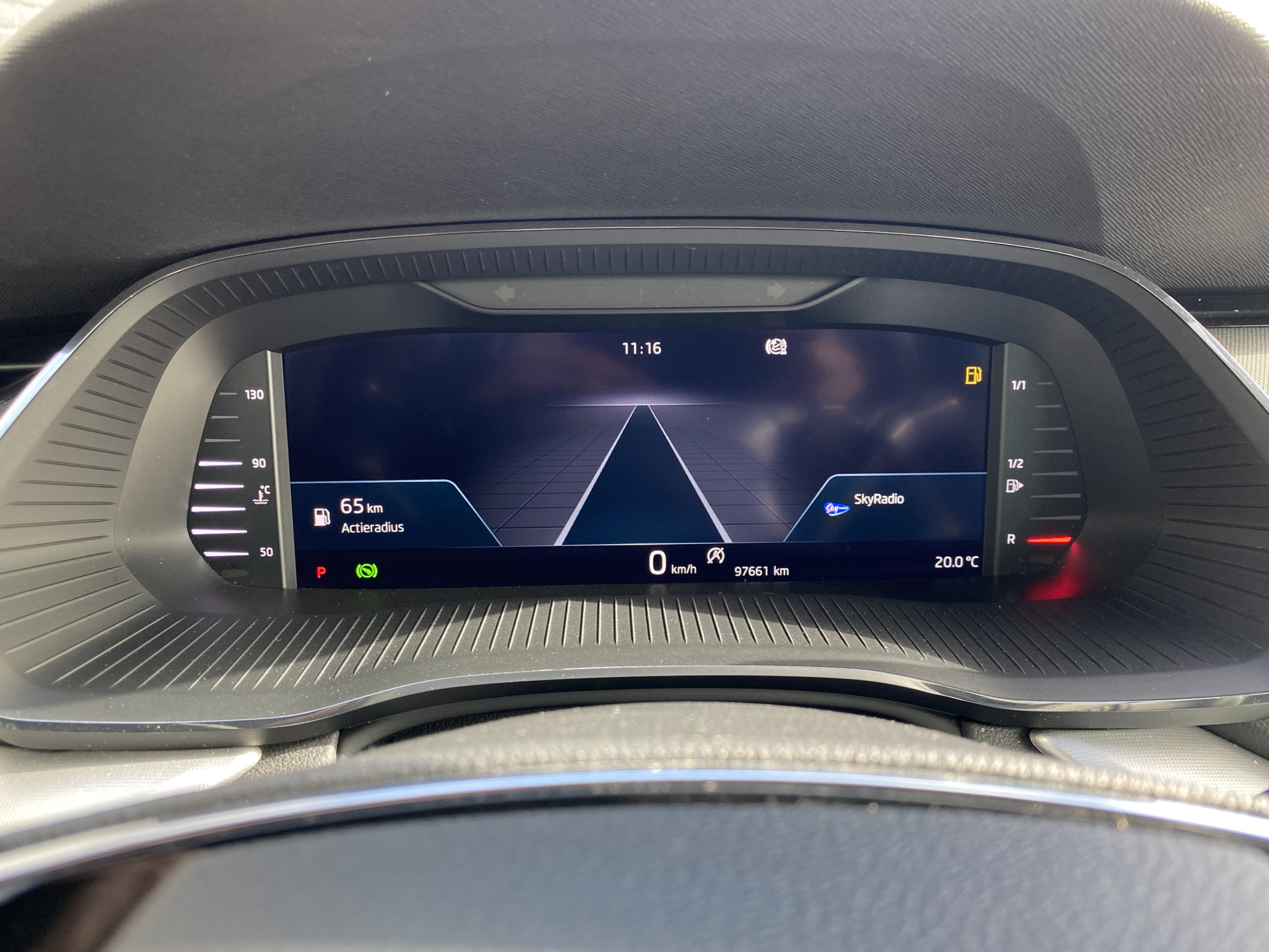 ŠKODA Octavia Combi 1.0 e-TSI Business Edition Plus AUT. | 1e eigenaar | dealer onderh. | navigatie | trekhaak | carplay | adaptieve cruise