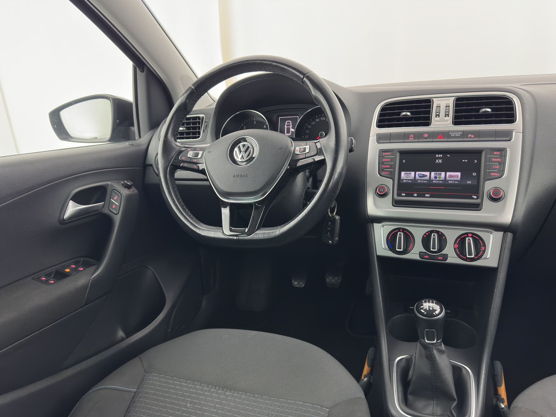 Volkswagen Polo 1.4 TDI Business Edition *NAVI-FULLMAP | AIRCO | CRUISE | PDC | CARPLAY | COMFORT-SEATS |  PRIVACY-GLASS  | 15''ALU*