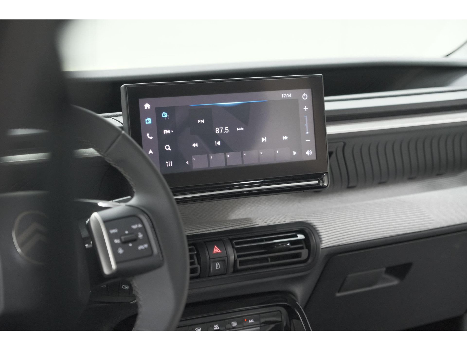 Citroen Ë-C3 Max 113pk 44 kWh | 7 KW Laadfunctie | Camera | Navigatie | Apple Carplay | Parkeersensoren