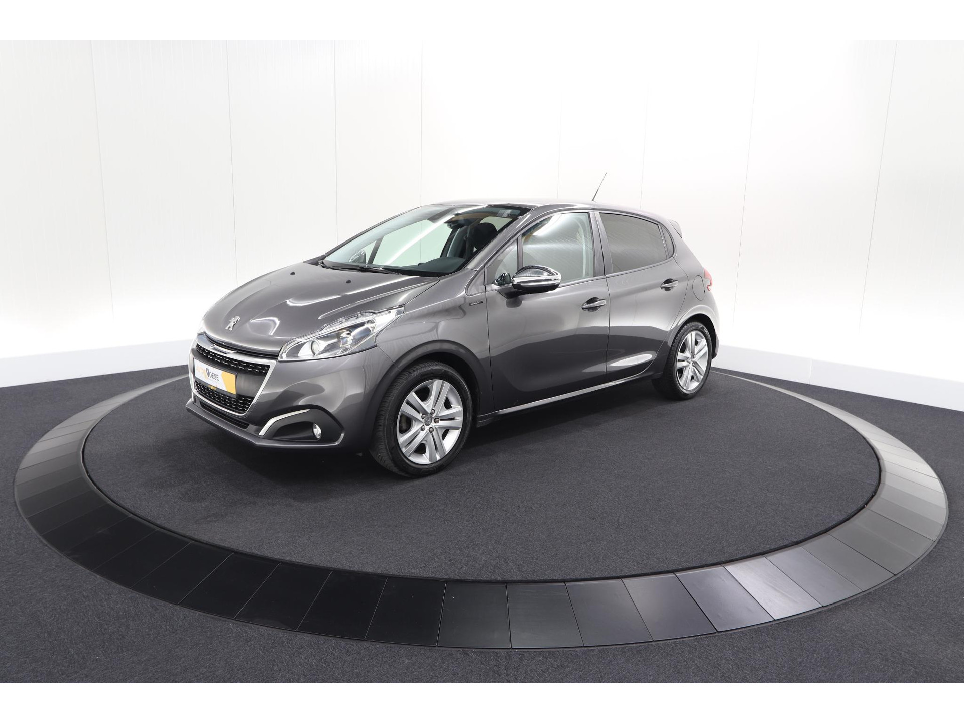 Peugeot 208 PureTech 82 Signature | Parkeersensoren | Apple Carplay | Navigatie
