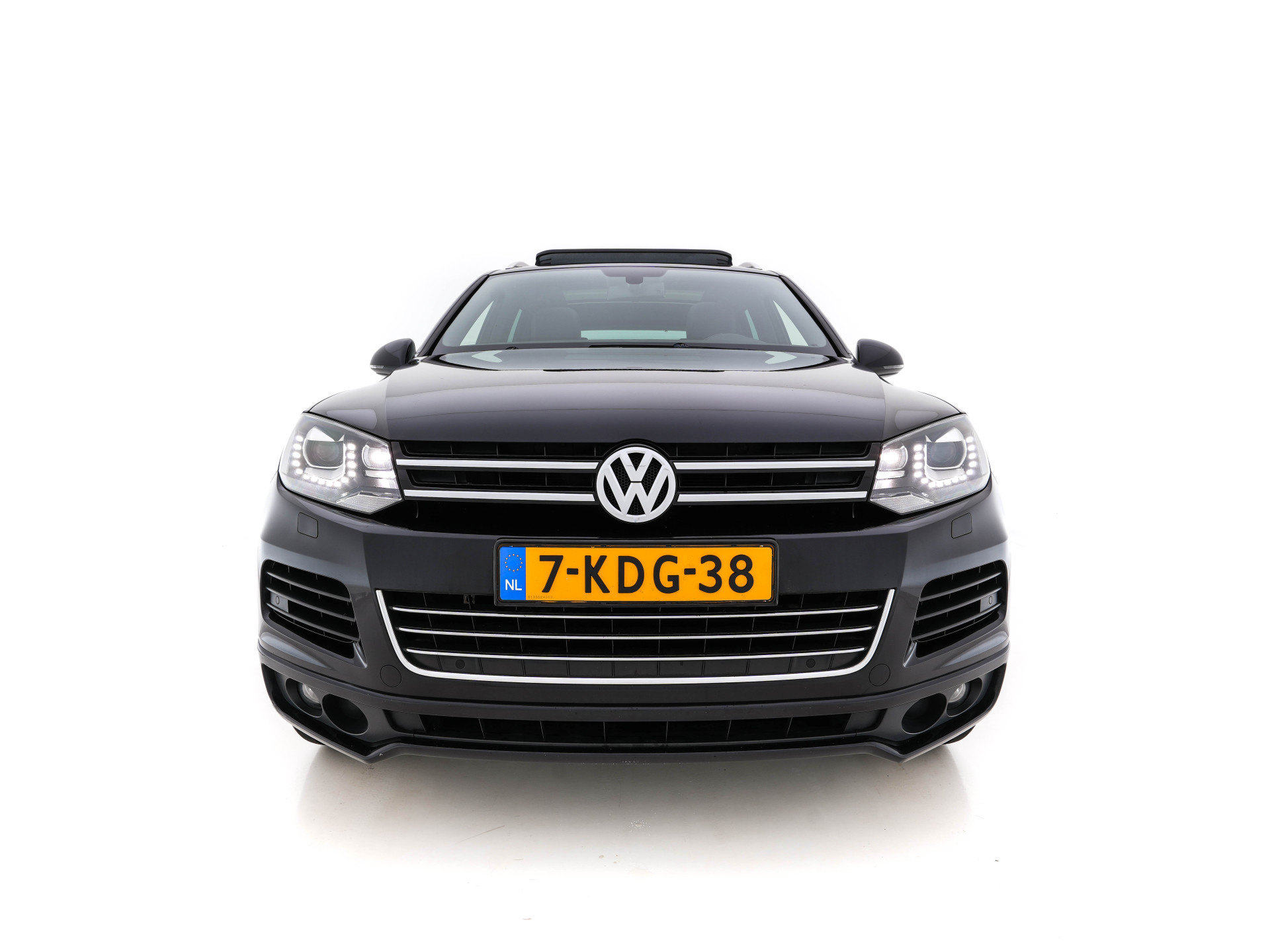 Volkswagen Touareg 3.0 TDI R-line-Pack Chrome-Pack Aut. *PANO | FULL-LEATHER | NAVI-FULLMAP | XENON | DYNAUDIO | MEMORY-PACK | ECC | SHIFT-PADDLES | PDC | DAB | COMFORT-SEATS | 21"ALU*