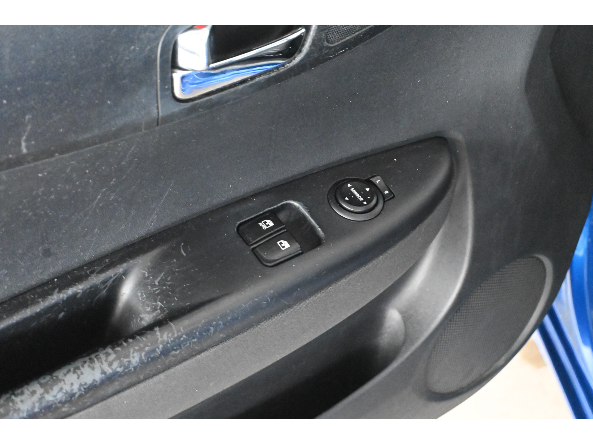 Hyundai i20 1.2i i-Motion LICHTE TIK IN MOTOR! TEKST LEZEN! Airco LED  Elektrisch Pakket! Trekhaak TEKST LEZEN! Inruil Mogelijk!