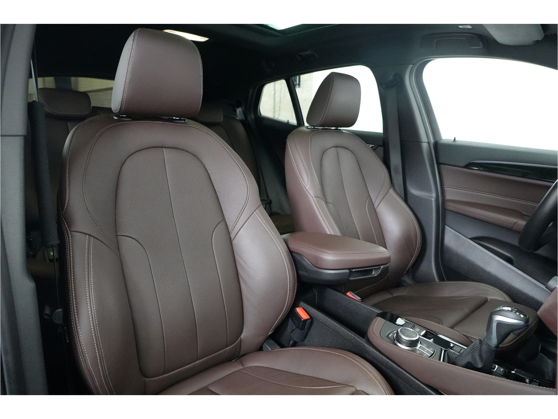 BMW X2 xDrive25e PHEV 220 pk | SOH 93% | M Sport | Pano | Leder | Head-up |