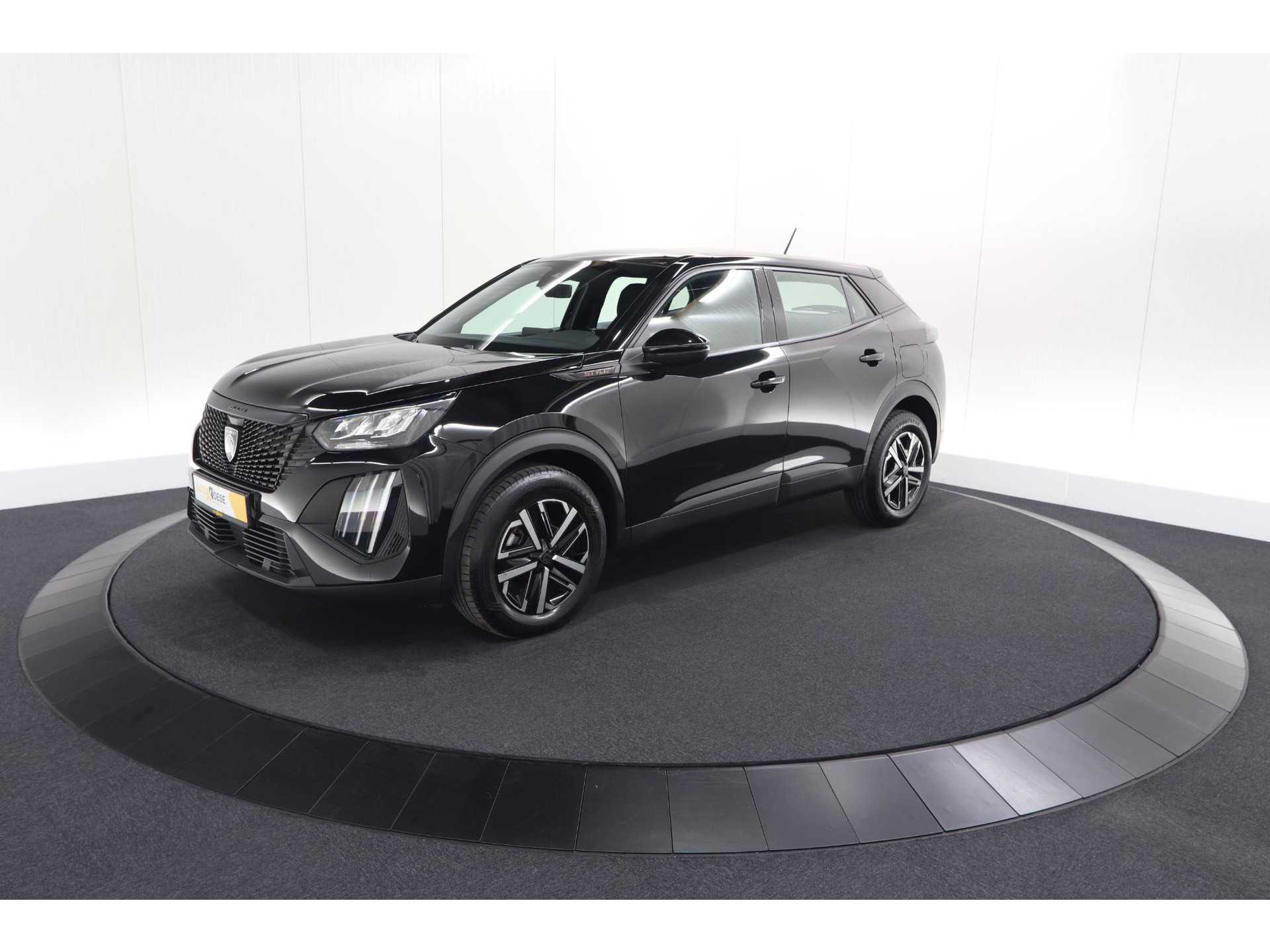 Peugeot 2008 1.2 Hybrid 136 Style | Apple Carplay | Parkeersensoren | Climate Control