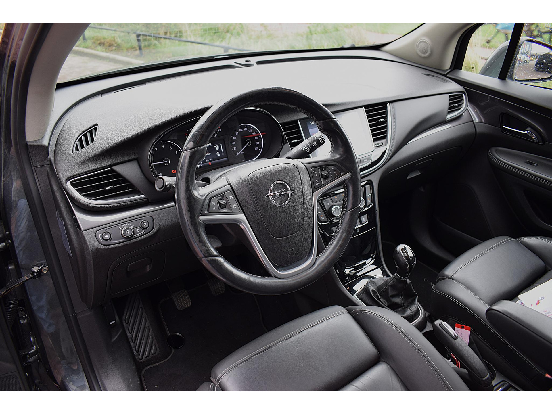 Opel Mokka X 1.4 Turbo Innovation | Trekhaak | Schuifdak | Leer | CarPlay | Stuur- en Stoelverwarming