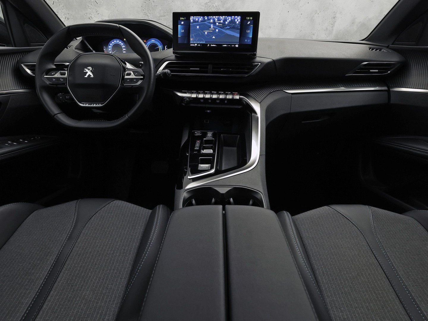 Peugeot 3008 1.6 HYbrid 225 Allure Sport 225Pk Automaat (APPLE CARPLAY, GROOT NAVI, 360 CAMERA, SPORTSTOELEN, LEDER, KEYLESS, GETINT GLAS, LANE ASSIST, NIEUWSTAAT)