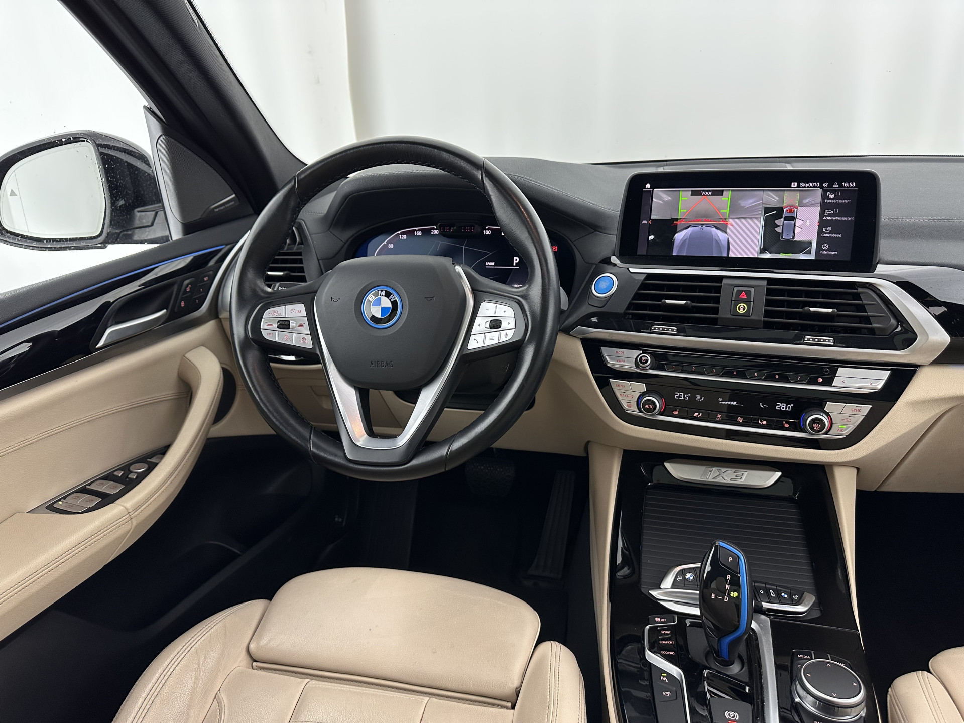 BMW iX3 High Executive 80 kWh [ 3-Fase-11kW ] {SOH-96%} (INCL-BTW) Aut. *PANO | LEATHER | HARMAN/KARDON | FULL-LED | BLINDSPOT | MEMORY-PACK | DIGI-COCKPIT | HEATED-SPORTSEATS | KEYLESS | TOPVIEW | DAB+ | NAVI-FULLMAP | HEAD-UP | 20''ALU*