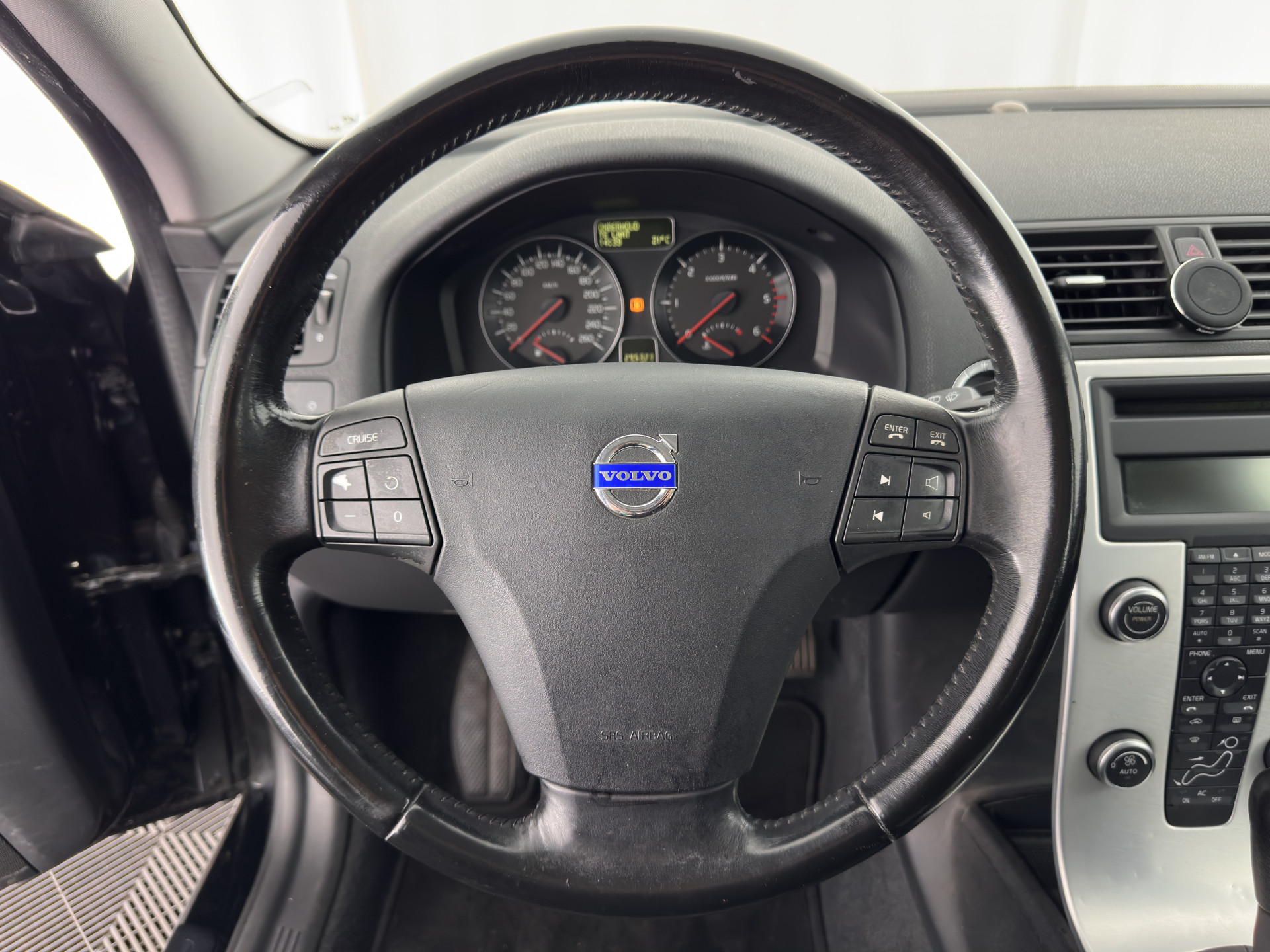 Volvo V50 1.6 D2 S/S Sport *COMFORT-SEATS | ECC | PDC | TOWBAR | 17"ALU*