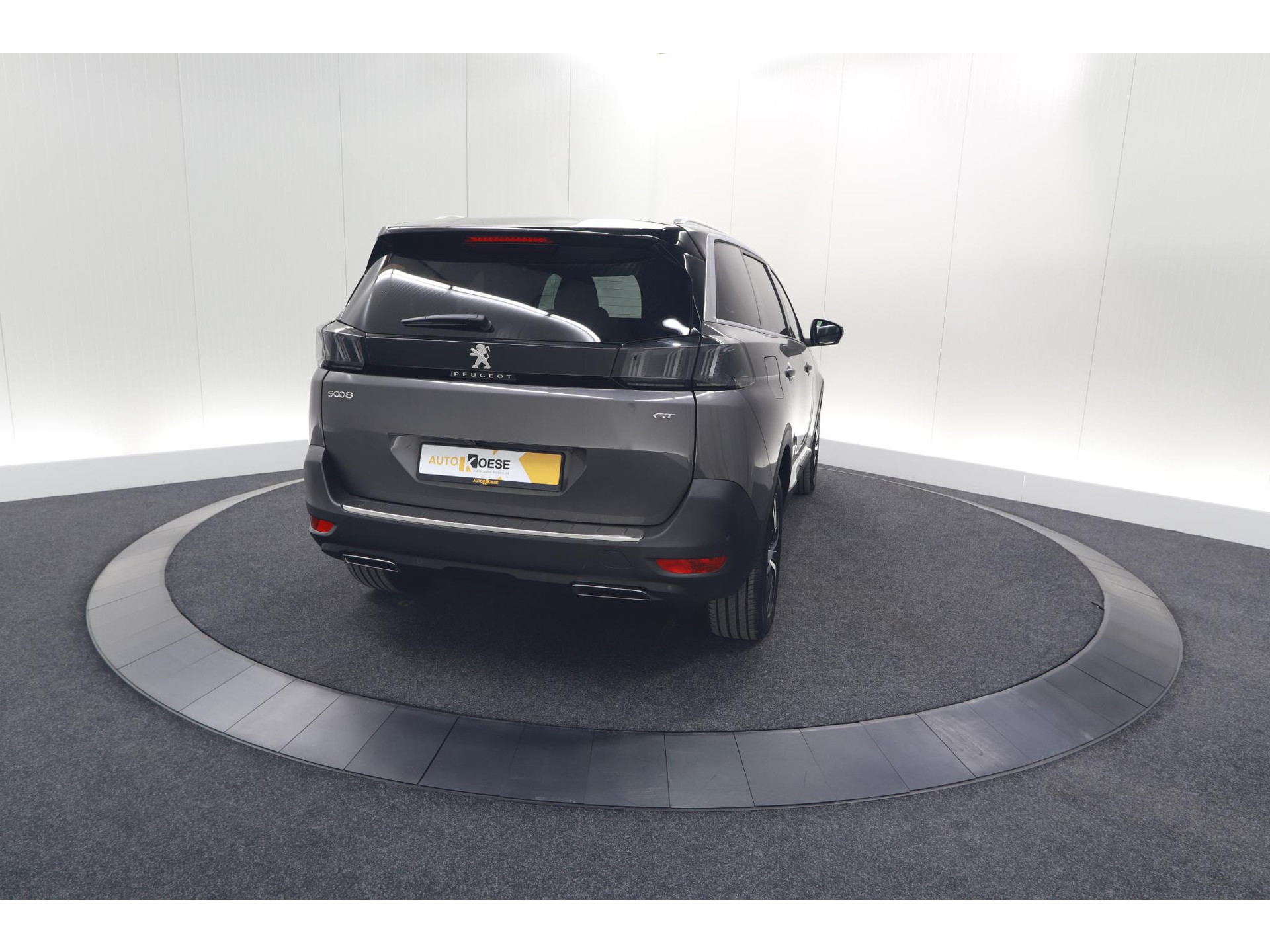 Peugeot 5008 PureTech 130 GT | Camera | Adaptieve Cruise Control | Dodehoekdetectie | Navigatie