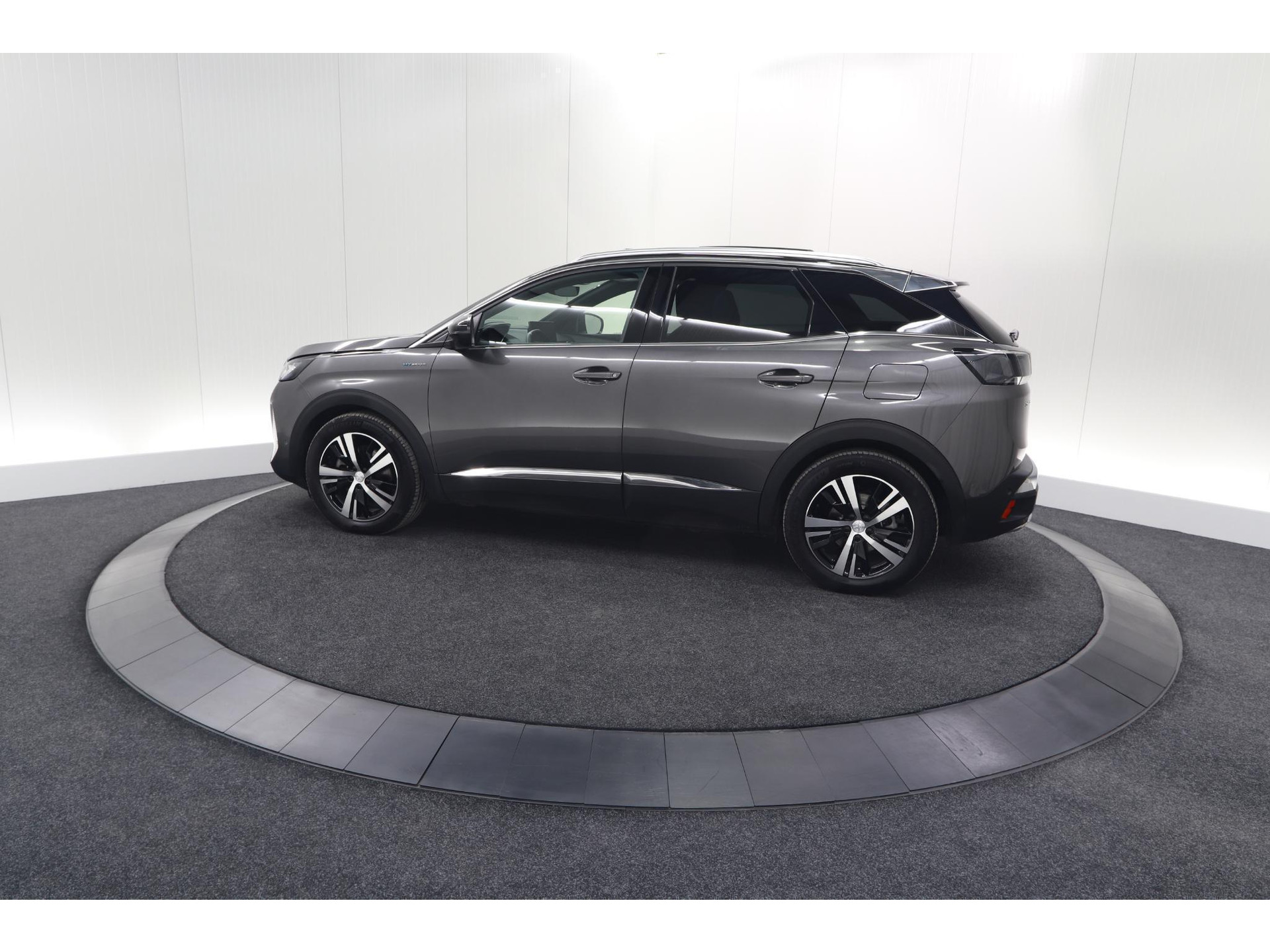 Peugeot 3008 HYbrid4 300 GT | Elektrisch Panoramadak | Dodehoekdetectie | Camera | Navigatie