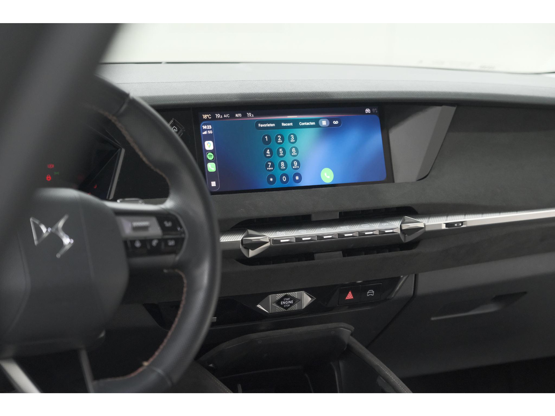 DS 4 PureTech 130 EAT8 Performance Line | Camera | Apple Carplay | Alcantara® bekleding | Parkeersensensoren
