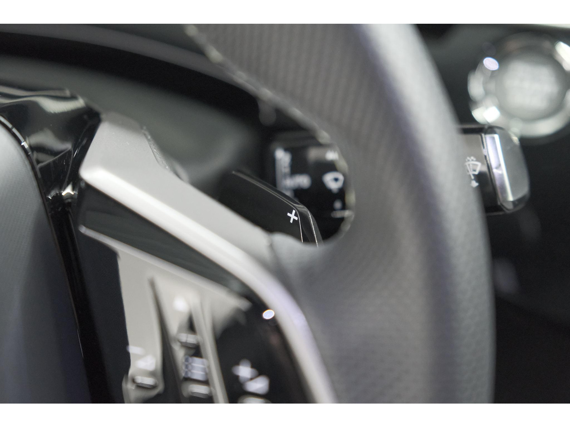 Peugeot 3008 1.2 Hybrid 145 GT | Elektrische Kofferklep | Camera | Adaptieve Cruise Control | Apple CarPlay