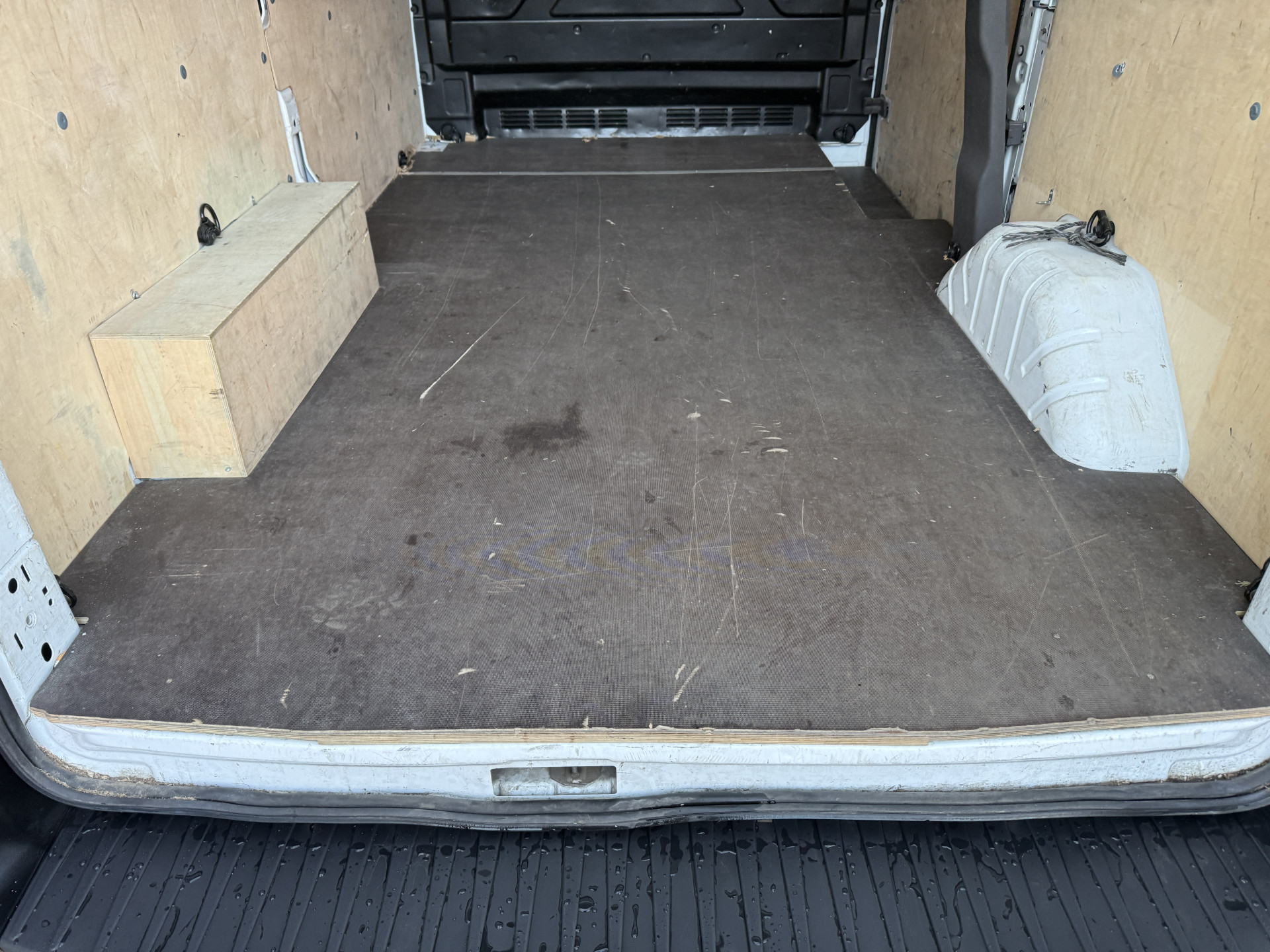 Ford e-Transit 68kWh 184PK L2H2 317km WLTP 95,6% (SOH) BEV Snelladen 360° Camera Cruise control Climate control Carplay Navigatie Parkeersensoren