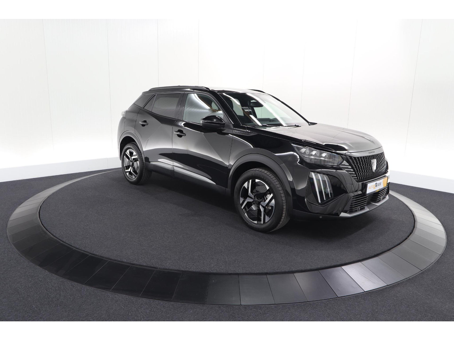 Peugeot 2008 PureTech 130 EAT8 GT | Camera | Apple Carplay | Parkeersensoren | 17 Inch Lichtmetalen Velgen