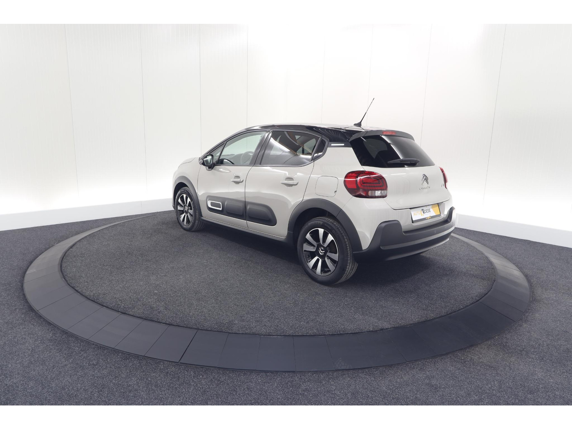 Citroen C3 PureTech 82 S&S Feel Edition | Apple Carplay | Parkeersensoren | Stoelverwarming | Climate Control