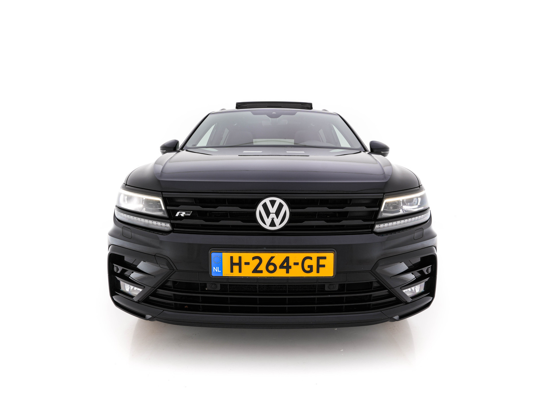 Volkswagen Tiguan Allspace 1.5 TSI R-Line Highline Business [ 7-Pers. ] Aut. *PANO | ARTVELOURS | FULL-LED | DIGI-COCKPIT | KEYLESS | ADAPTIVE-CRUISE | CAMERA | SHIFTPADDLES | CARPLAY | DAB+ | HEATED-COMFORTSEATS | NAVI-FULLMAP | PRIVACYGLASS | 19''ALU*