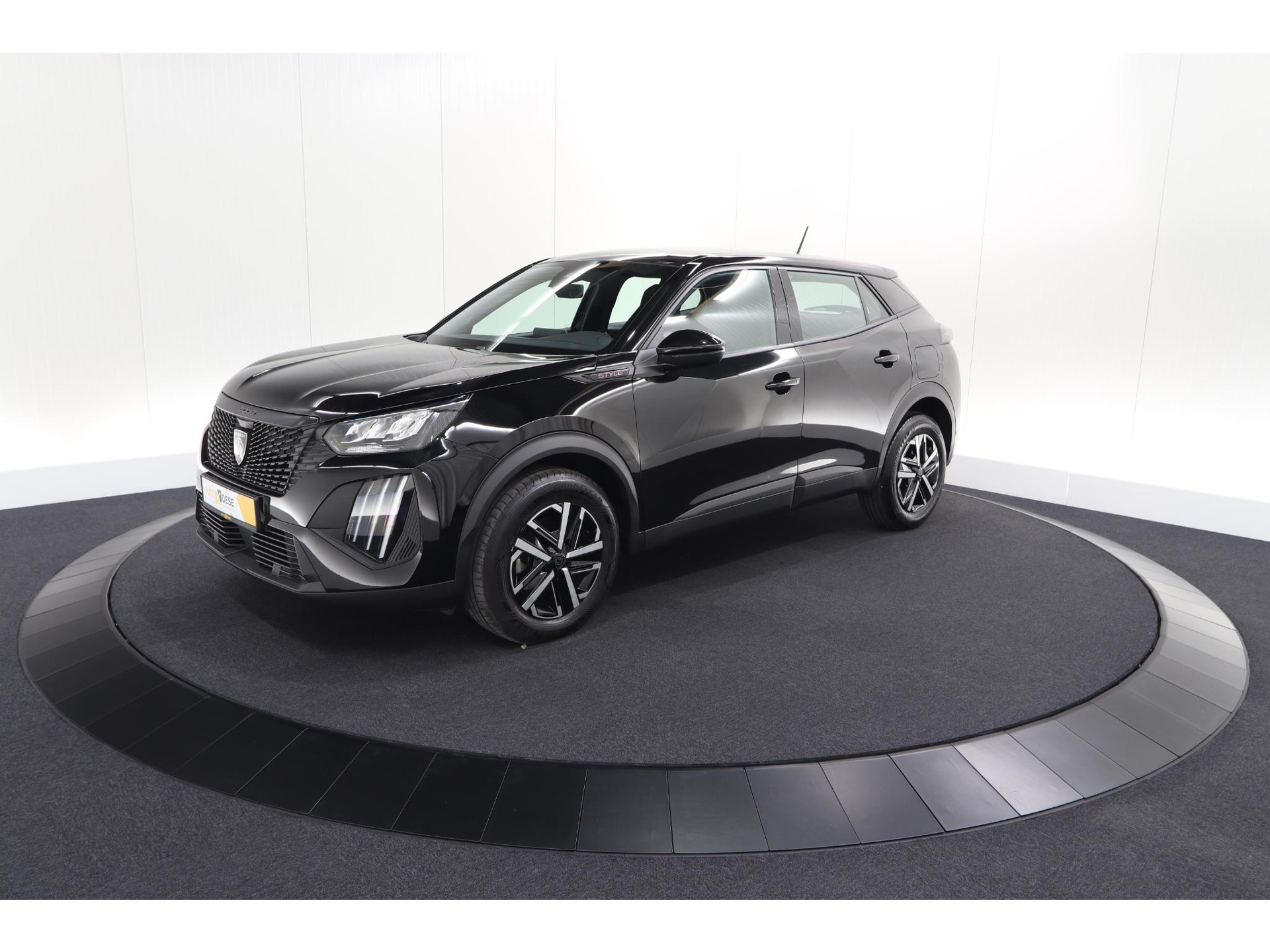 Peugeot 2008 1.2 Hybrid 136 Style | Apple Carplay | Parkeersensoren | Climate control