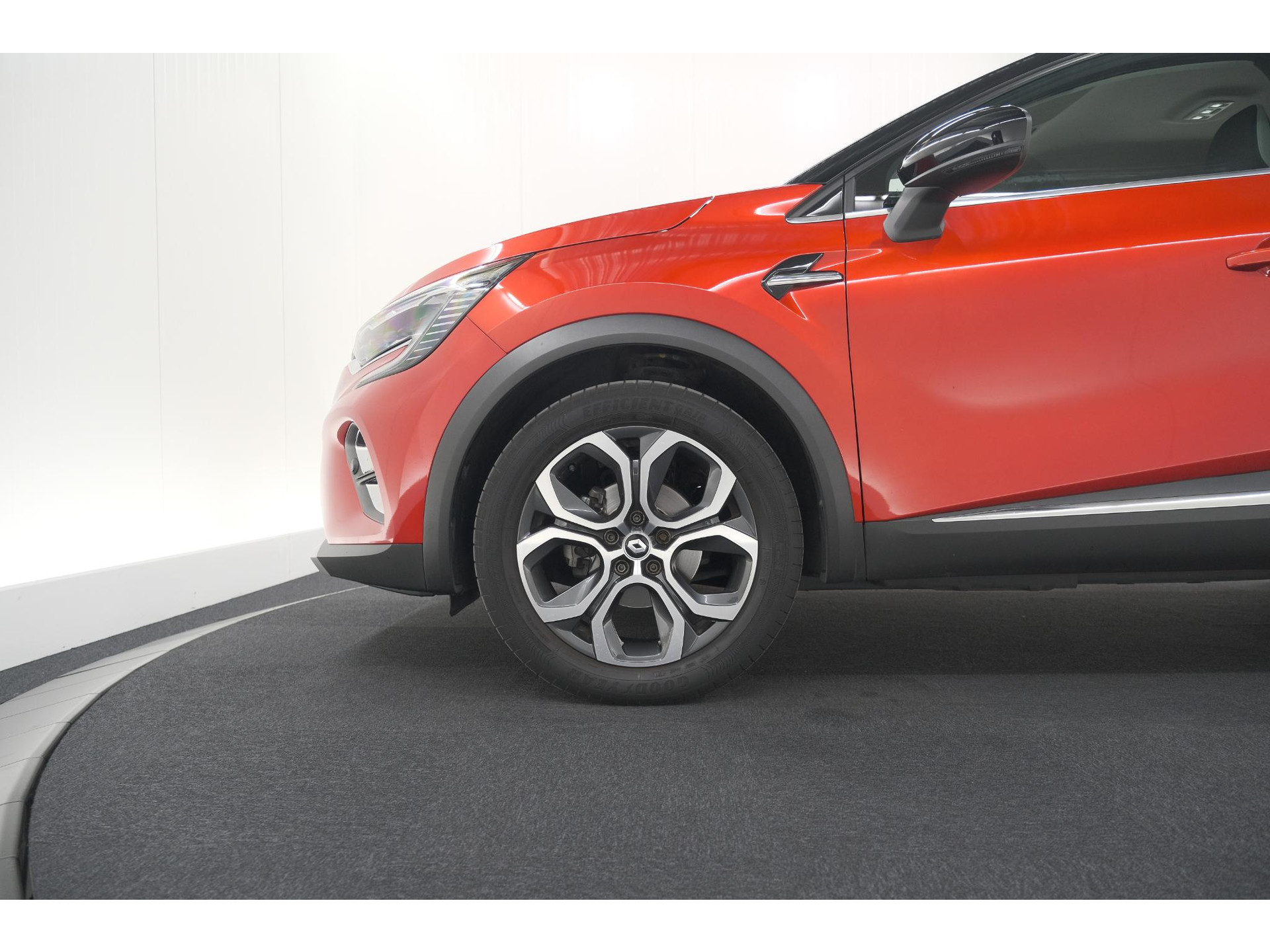 Renault Captur 1.0 TCe 90 Intens | Navigatie | Camera | Parkeersensoren | Apple Carplay