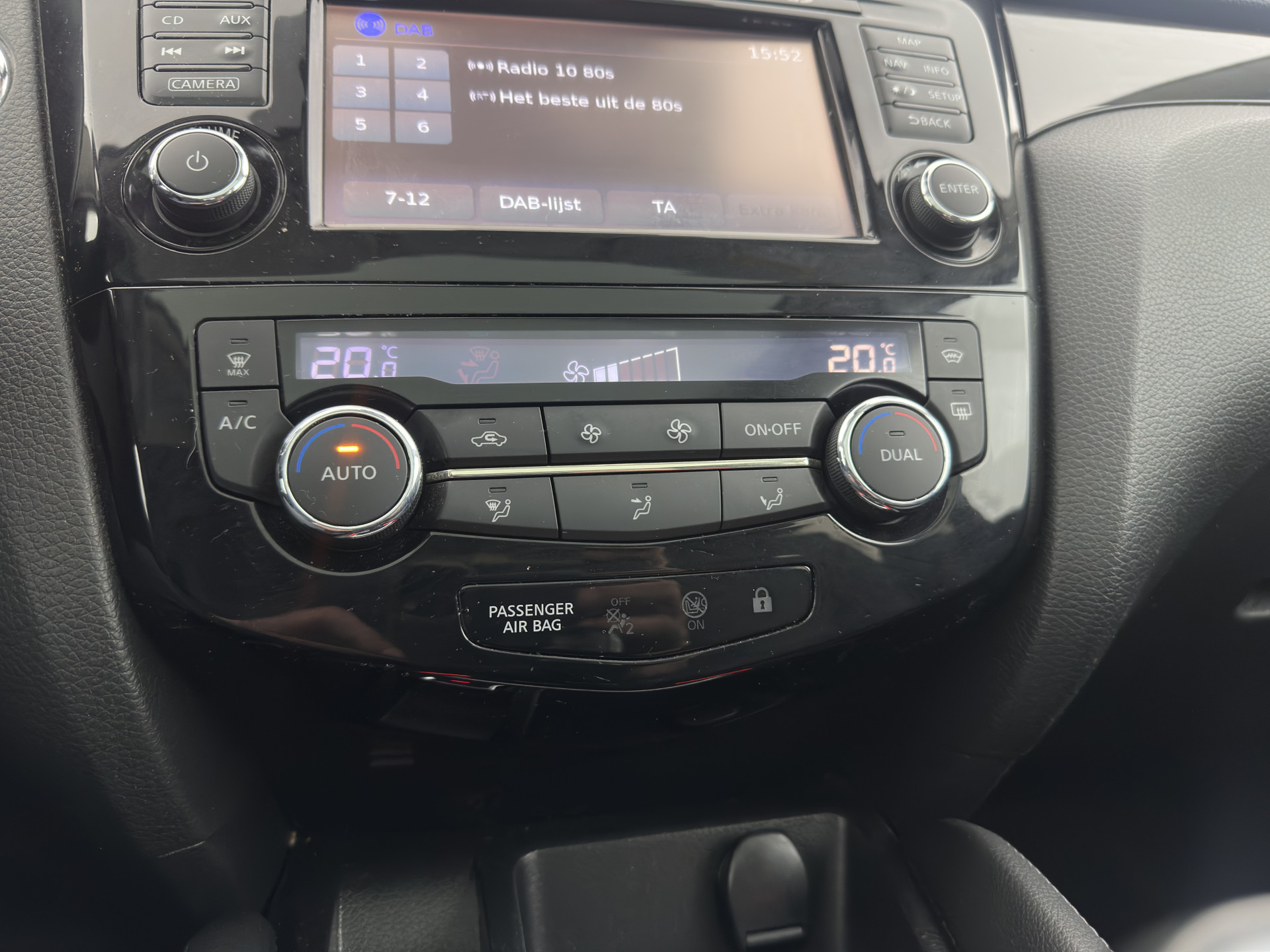 Nissan Qashqai 1.2 Tekna + *PANO | LEATHER | NAVI-FULLMAP | FULL-LED | PRIVACY-GLASS | AMBIENT-LIGHT | HEATED-COMFORTSEATS | TOPVIEW | LANE-ASSIST | CRUISE | KEYLESS | DAB | ECC | 19"ALU*