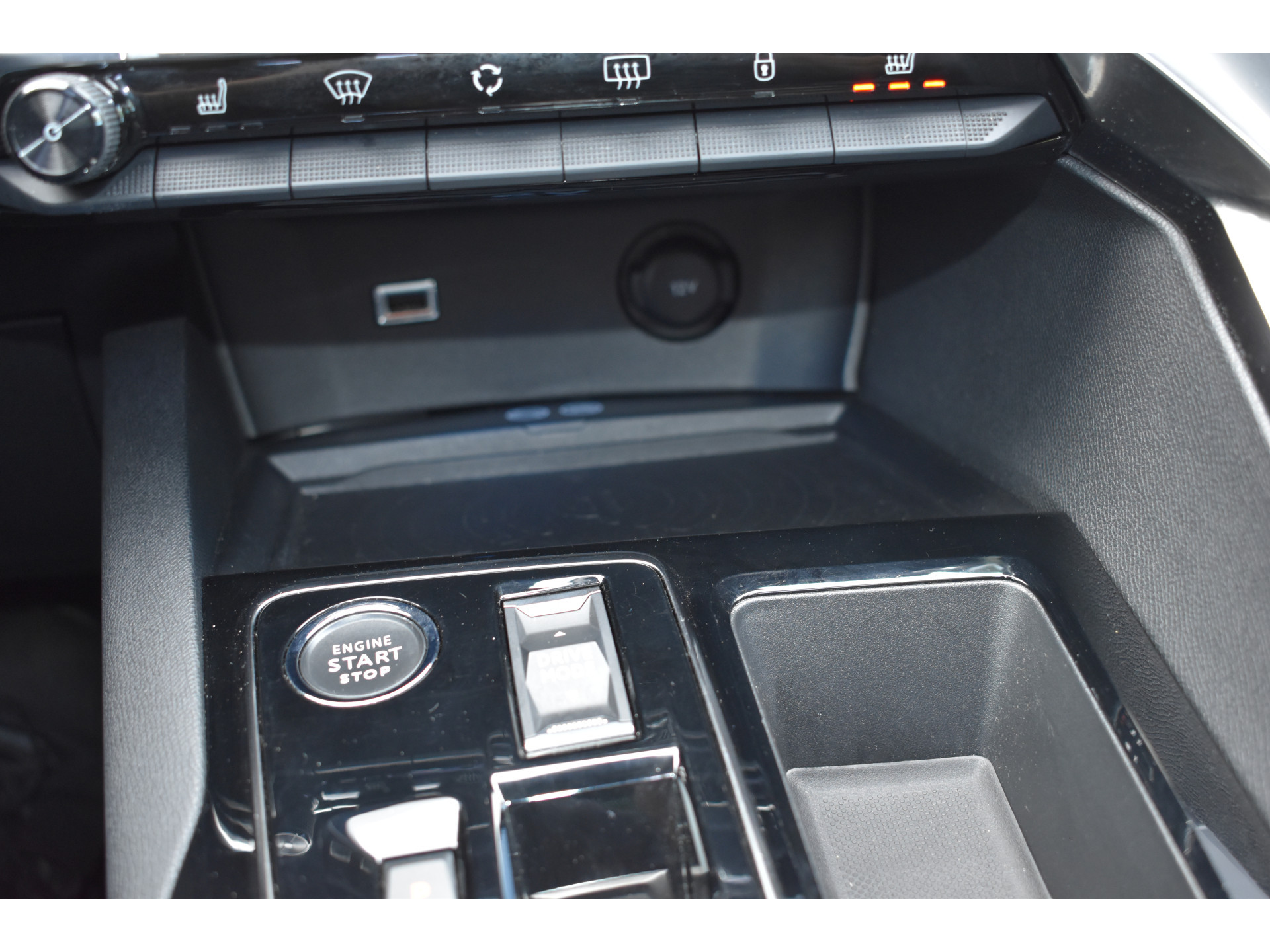 Peugeot 5008 1.2 GT 7-persoons Pano Automaat Navi