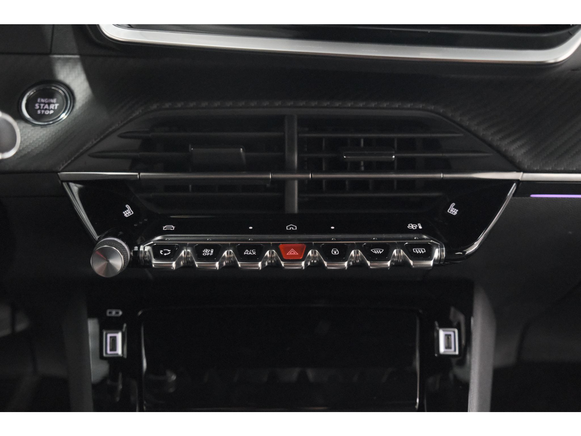 Peugeot 2008 PureTech 130 EAT8 GT | 360 Camera | Stoelmassage | Adaptieve Cruise Control | Dodehoekdetectie